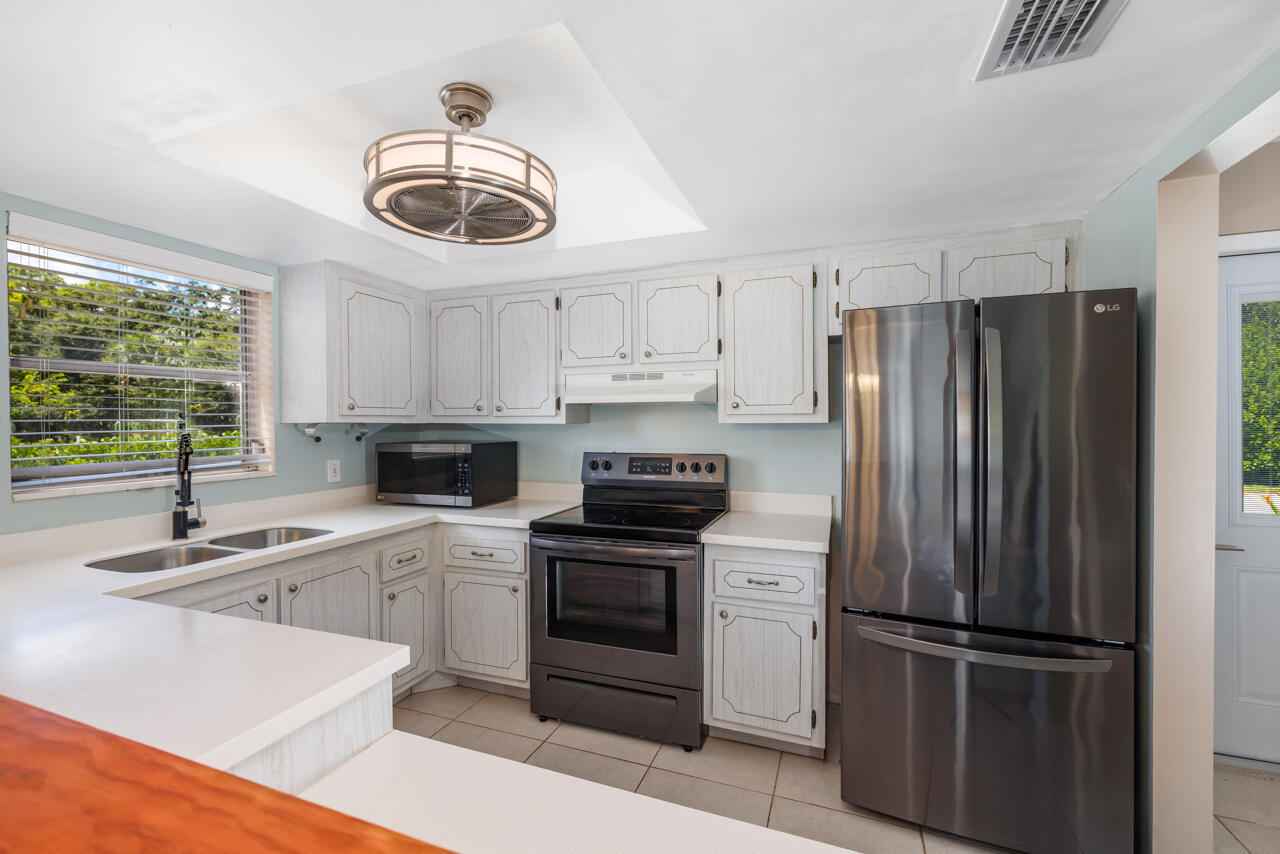 2950 SE Ocean Boulevard 53-3