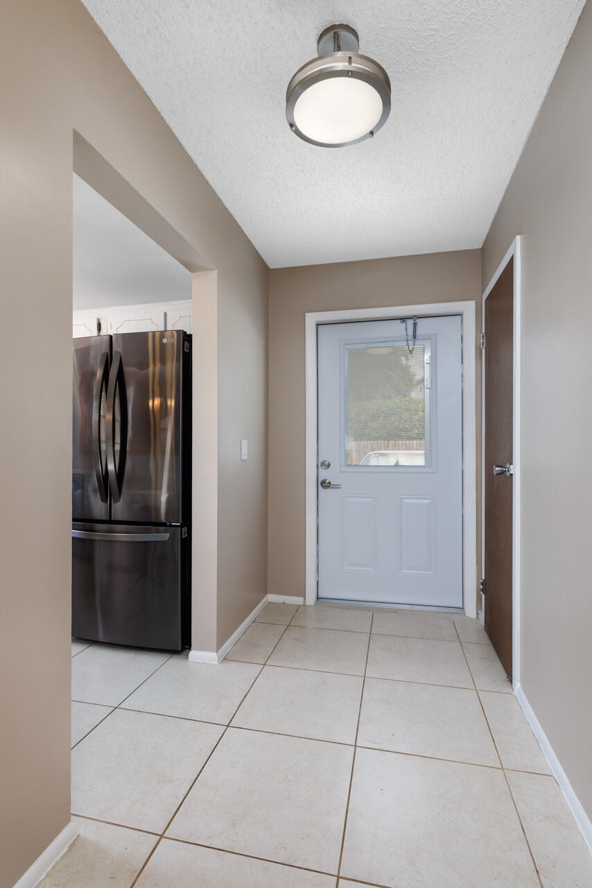 2950 SE Ocean Boulevard 53-3