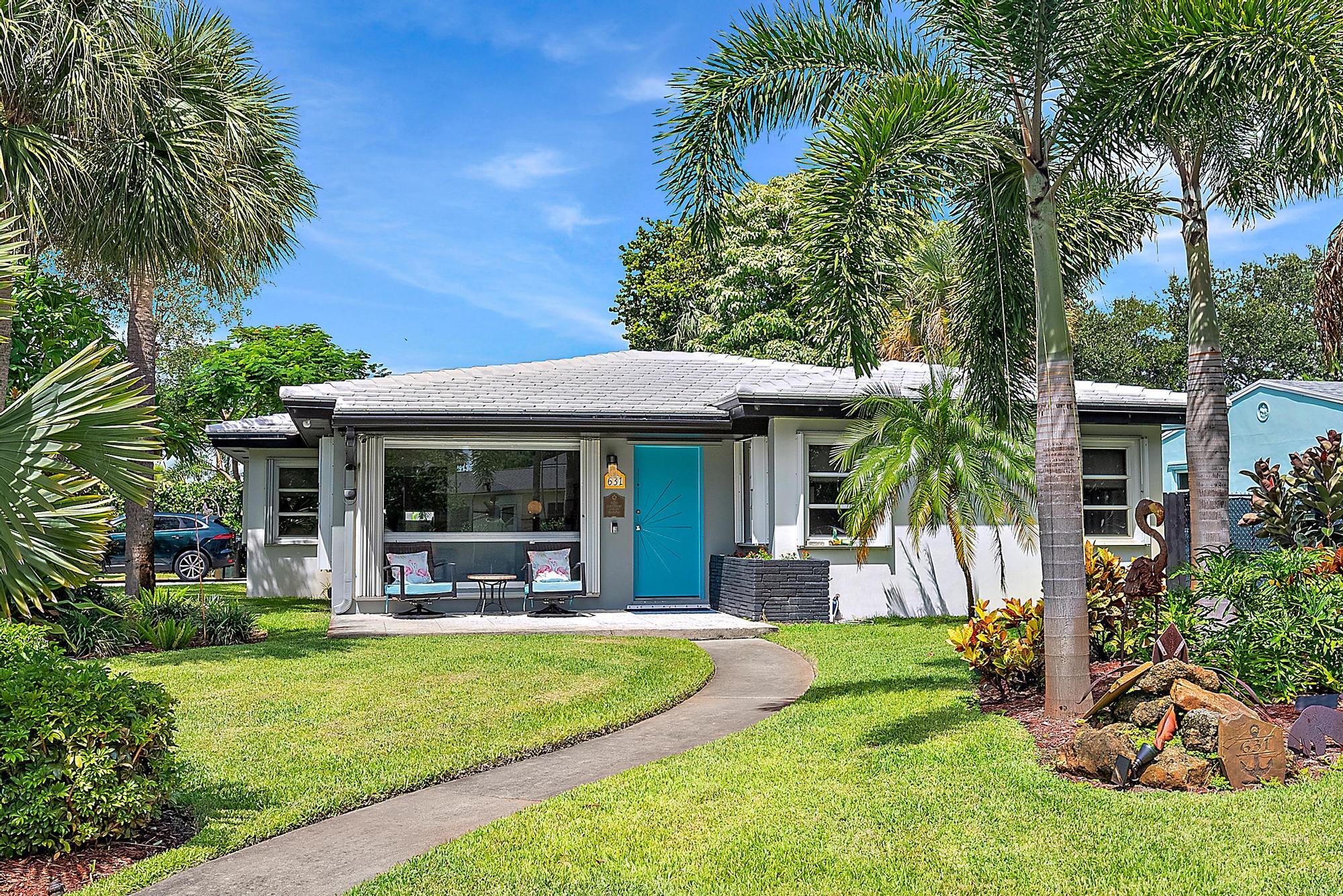 631 S Palmway