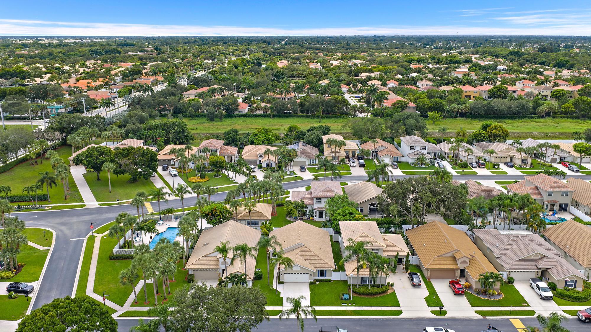 4078 Manor Forest Trail
