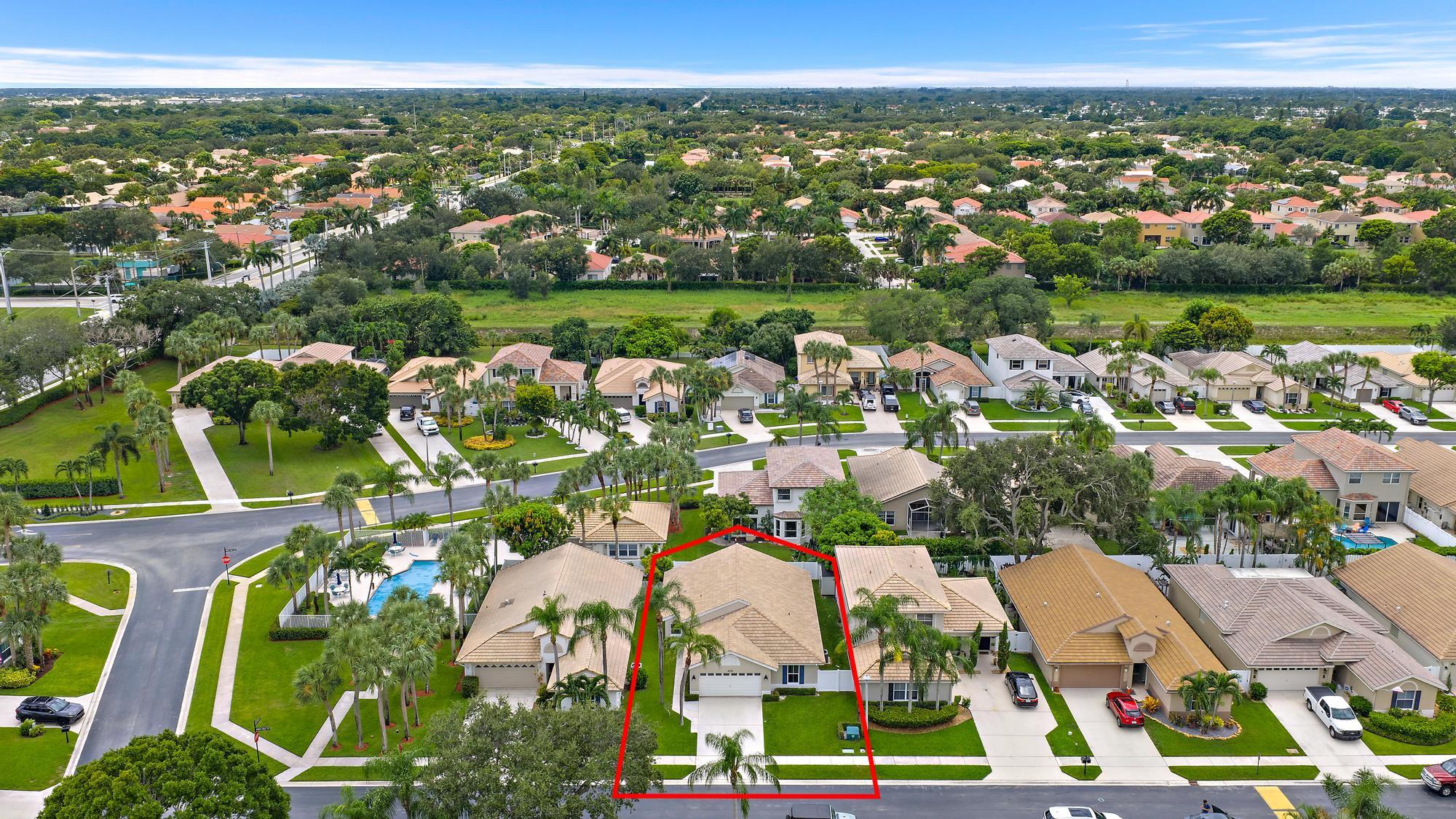 4078 Manor Forest Trail