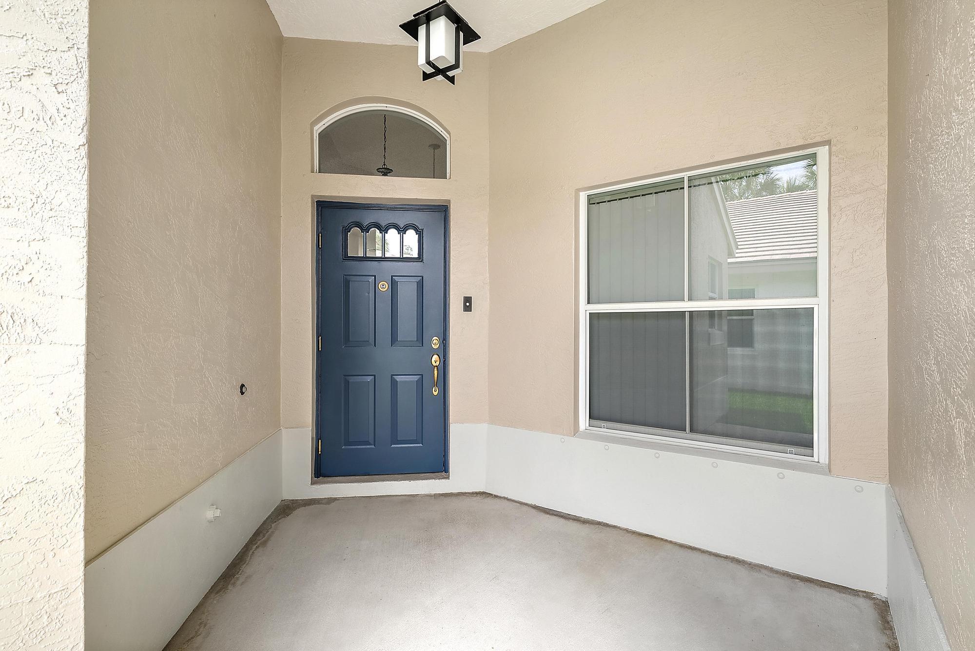 4078 Manor Forest Trail