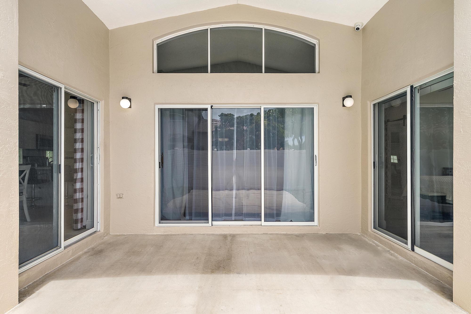 4078 Manor Forest Trail