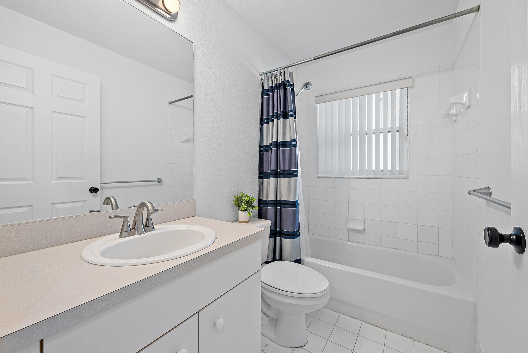 4078 Manor Forest Trail