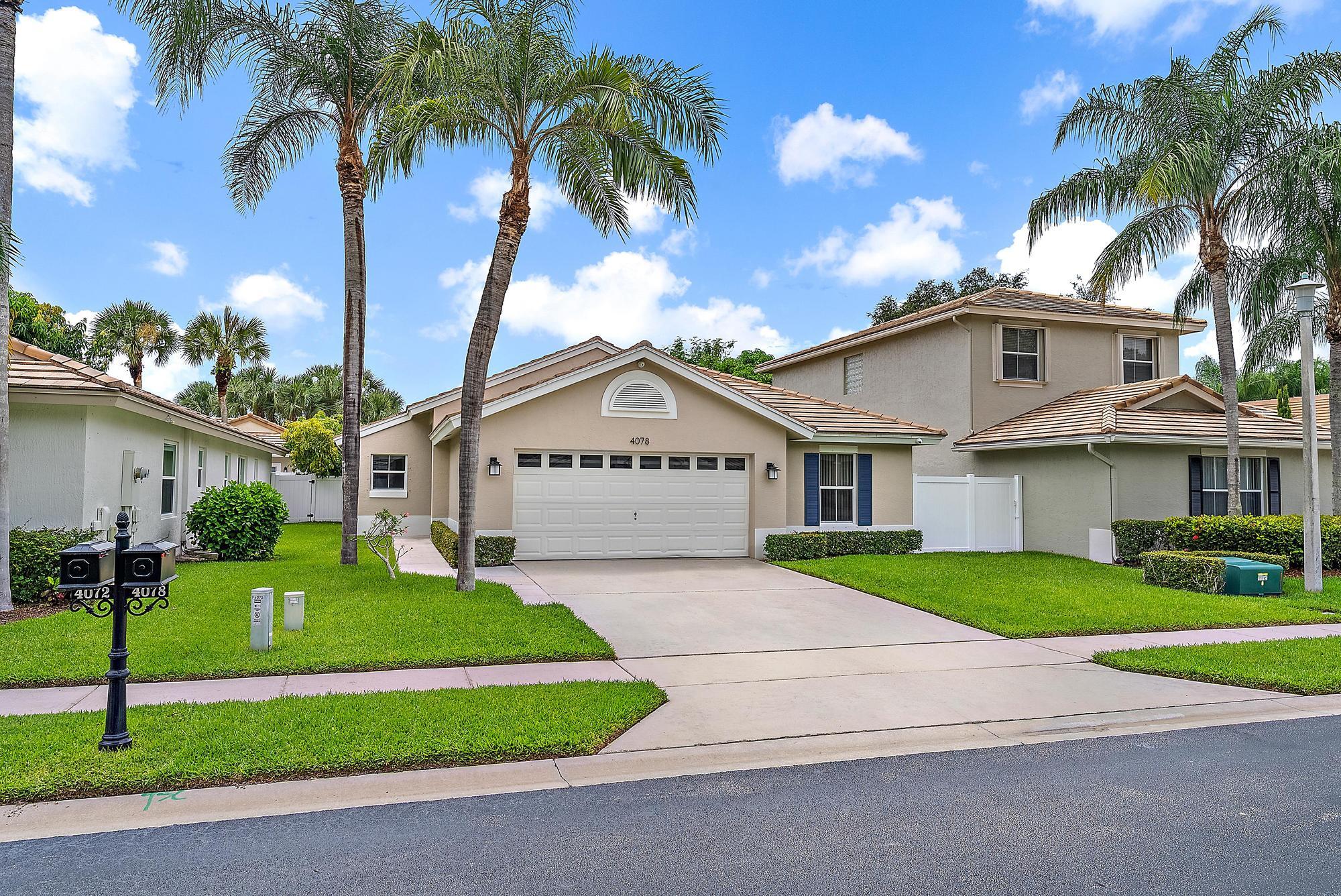 4078 Manor Forest Trail