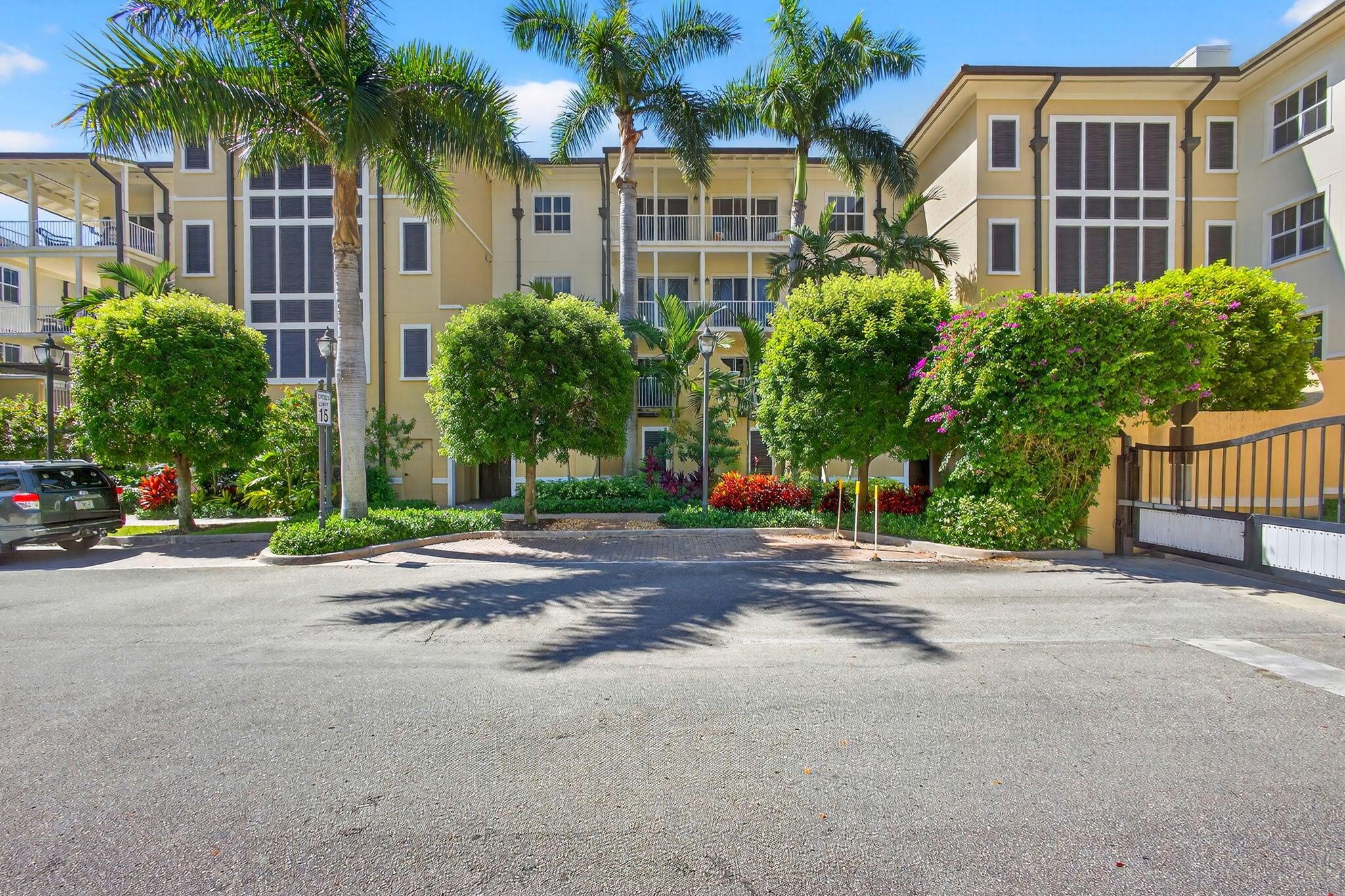 3940 N Flagler Drive 403