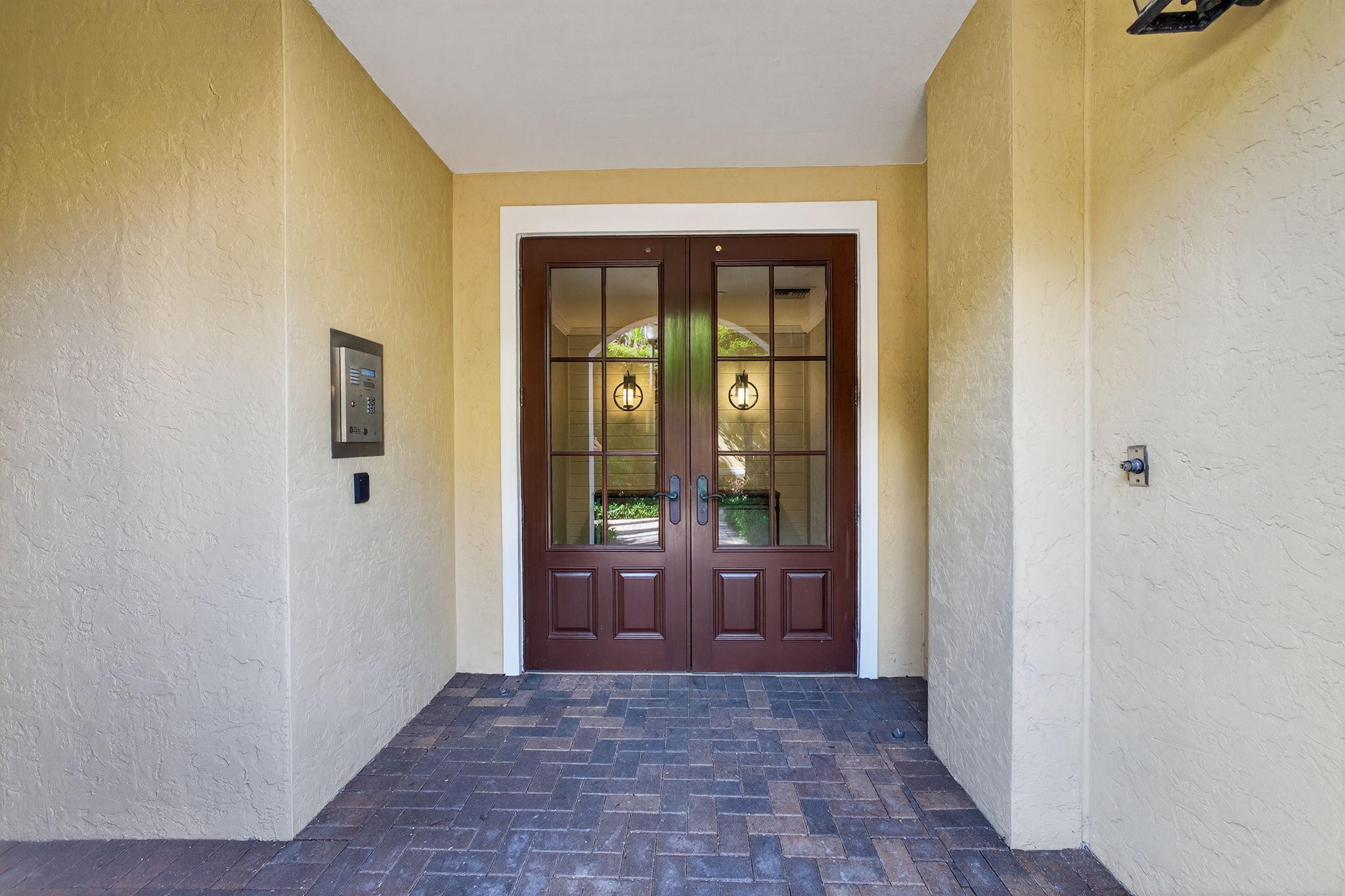 3940 N Flagler Drive 403