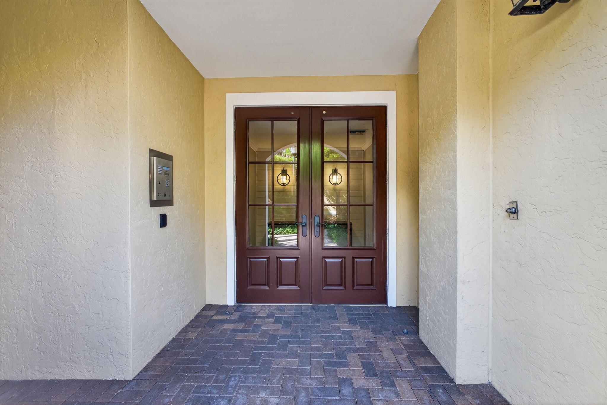 3940 N Flagler Drive 403