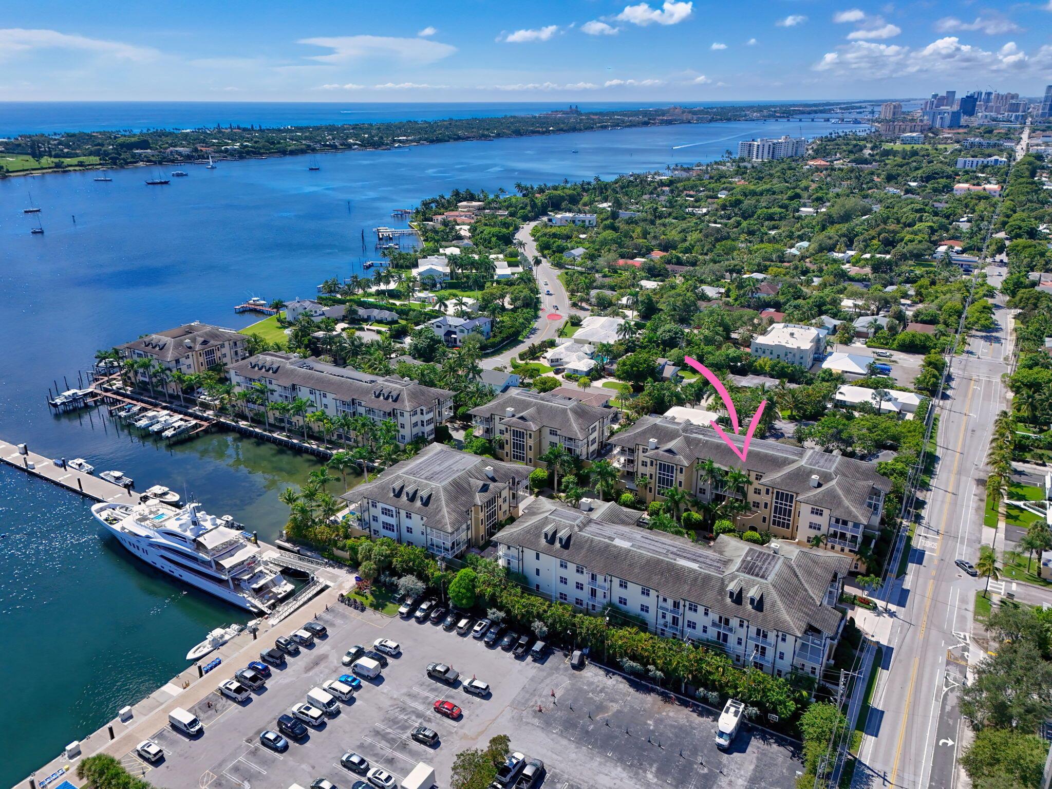 3940 N Flagler Drive 403
