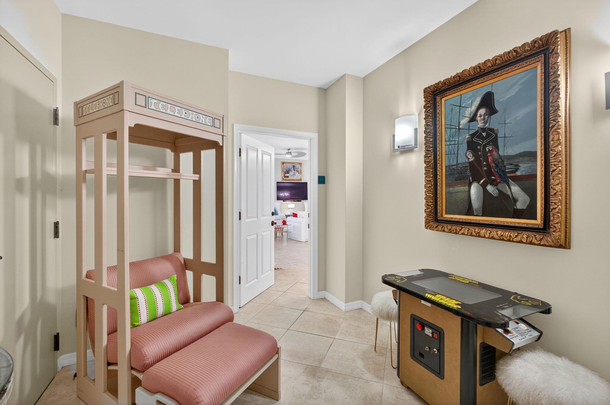 3940 N Flagler Drive 403