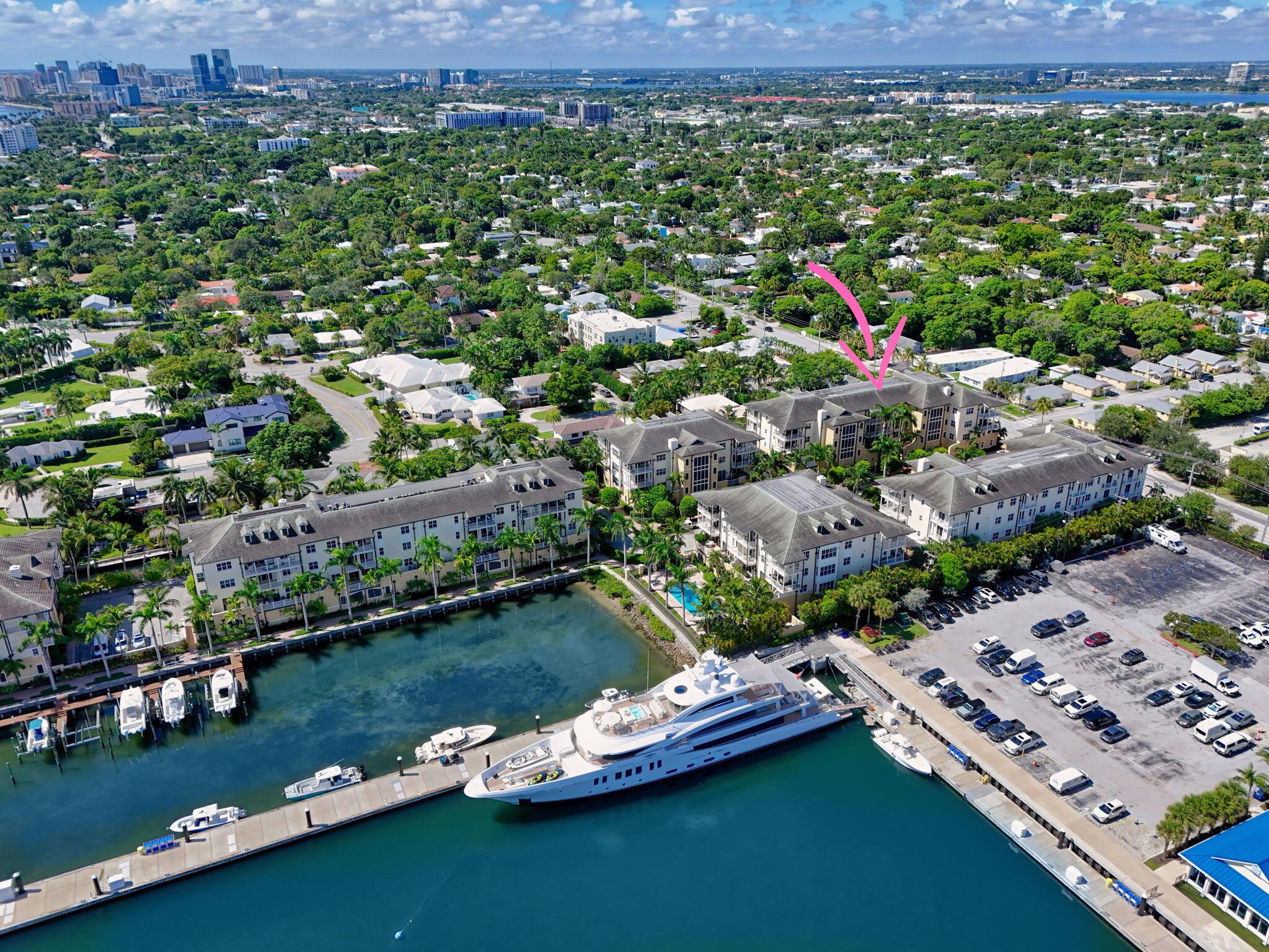 3940 N Flagler Drive 403