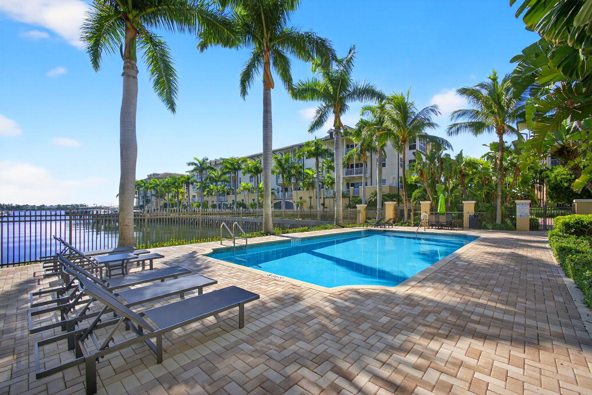 3940 N Flagler Drive 403