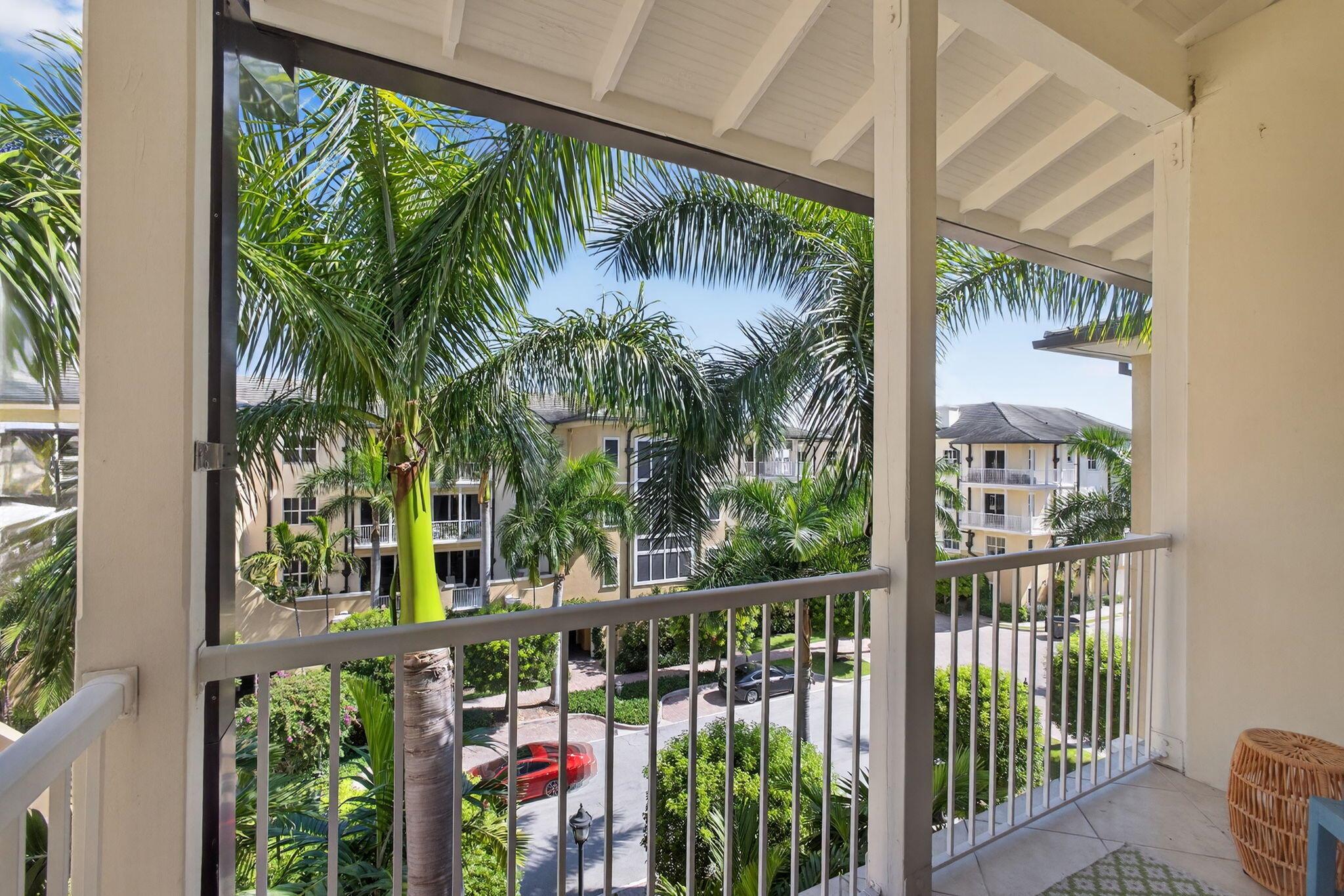 3940 N Flagler Drive 403