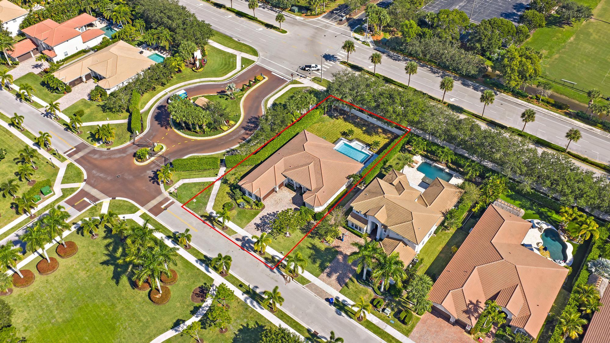 301 Rudder Cay Way