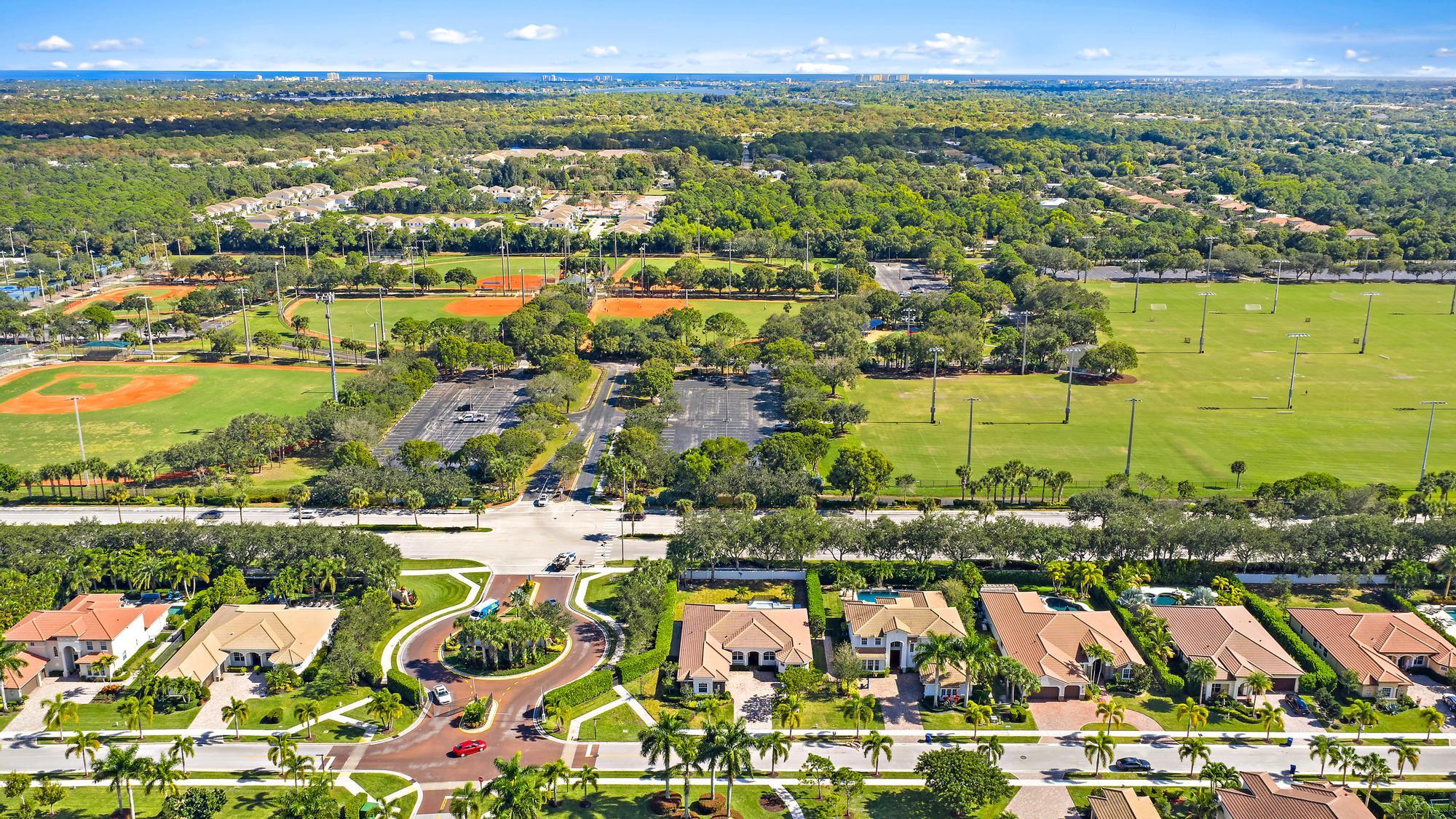 301 Rudder Cay Way