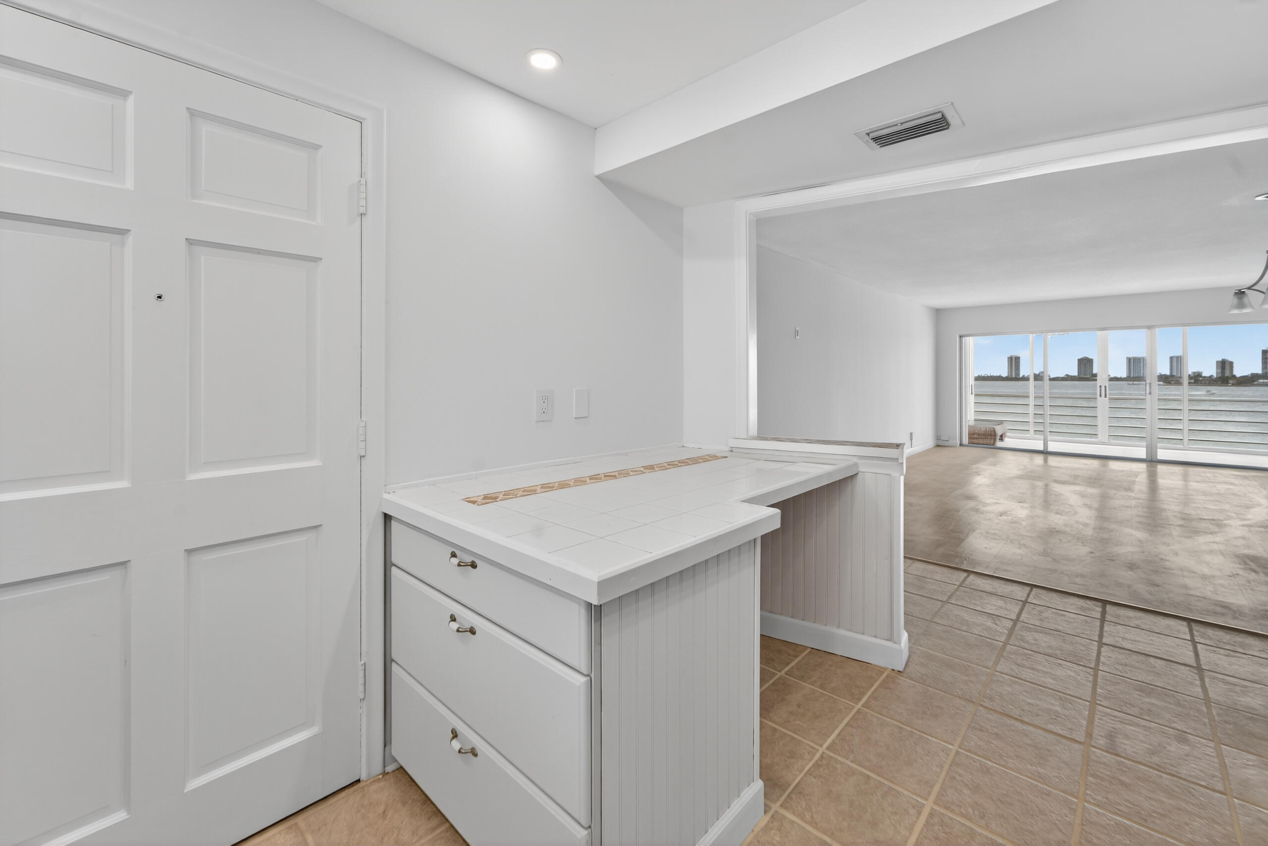 501 Lake Shore 503 Drive 503