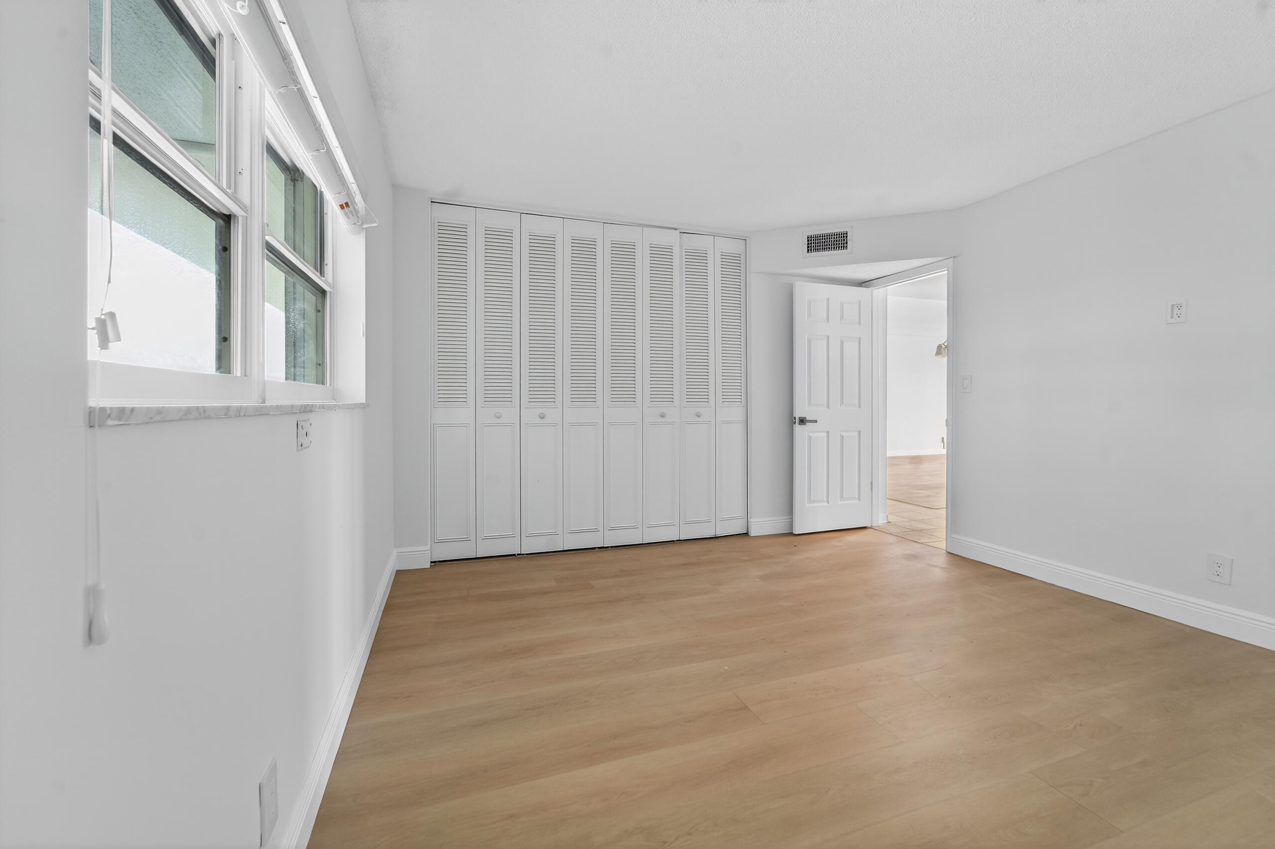 501 Lake Shore 503 Drive 503