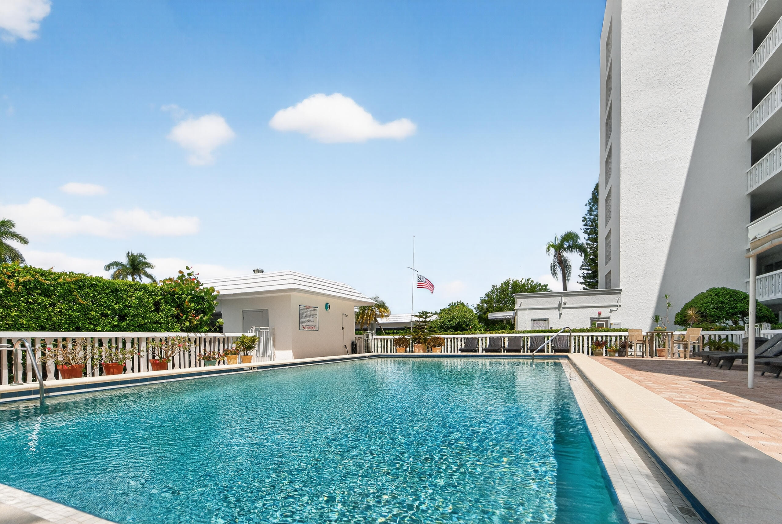 501 Lake Shore 503 Drive 503