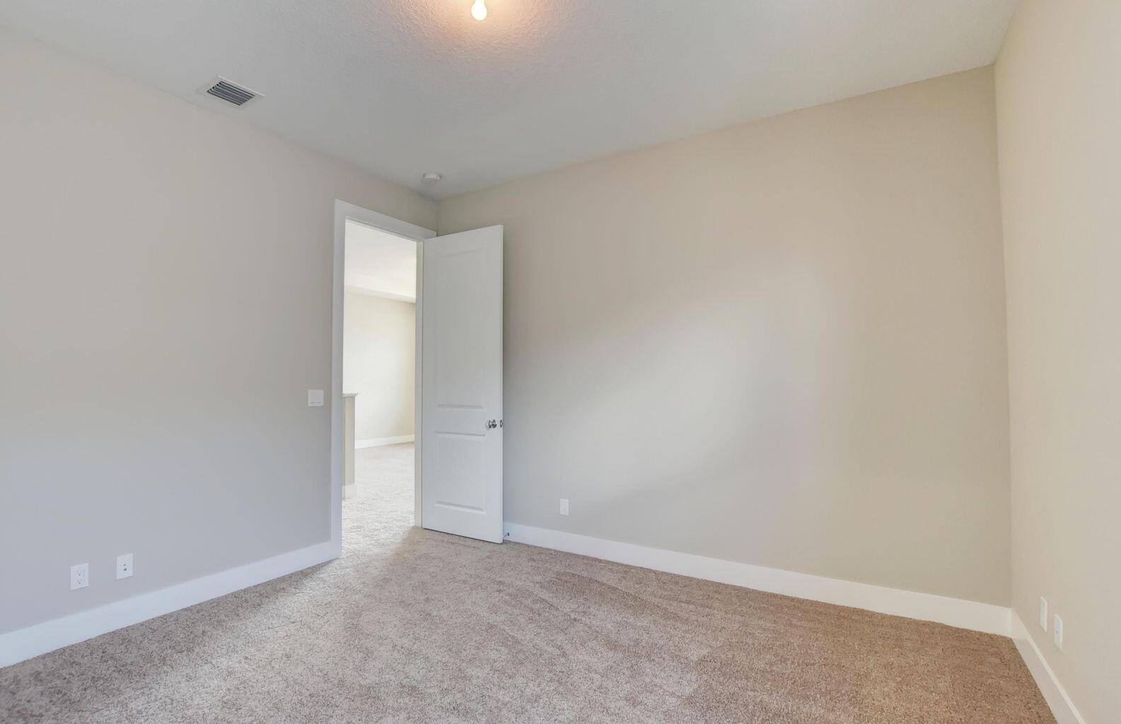 2102 Dickens Terrace