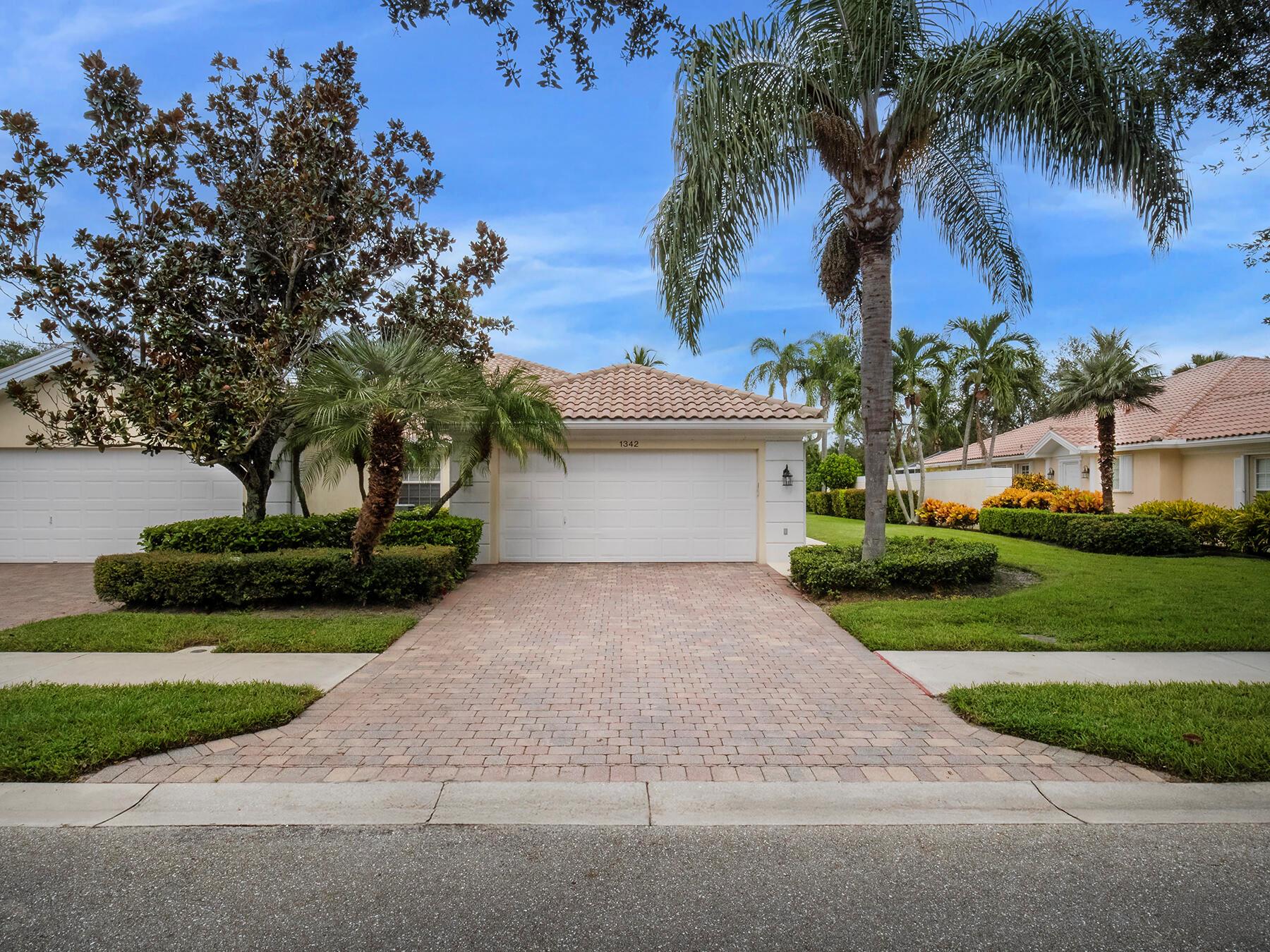1342 Saint Lawrence Drive