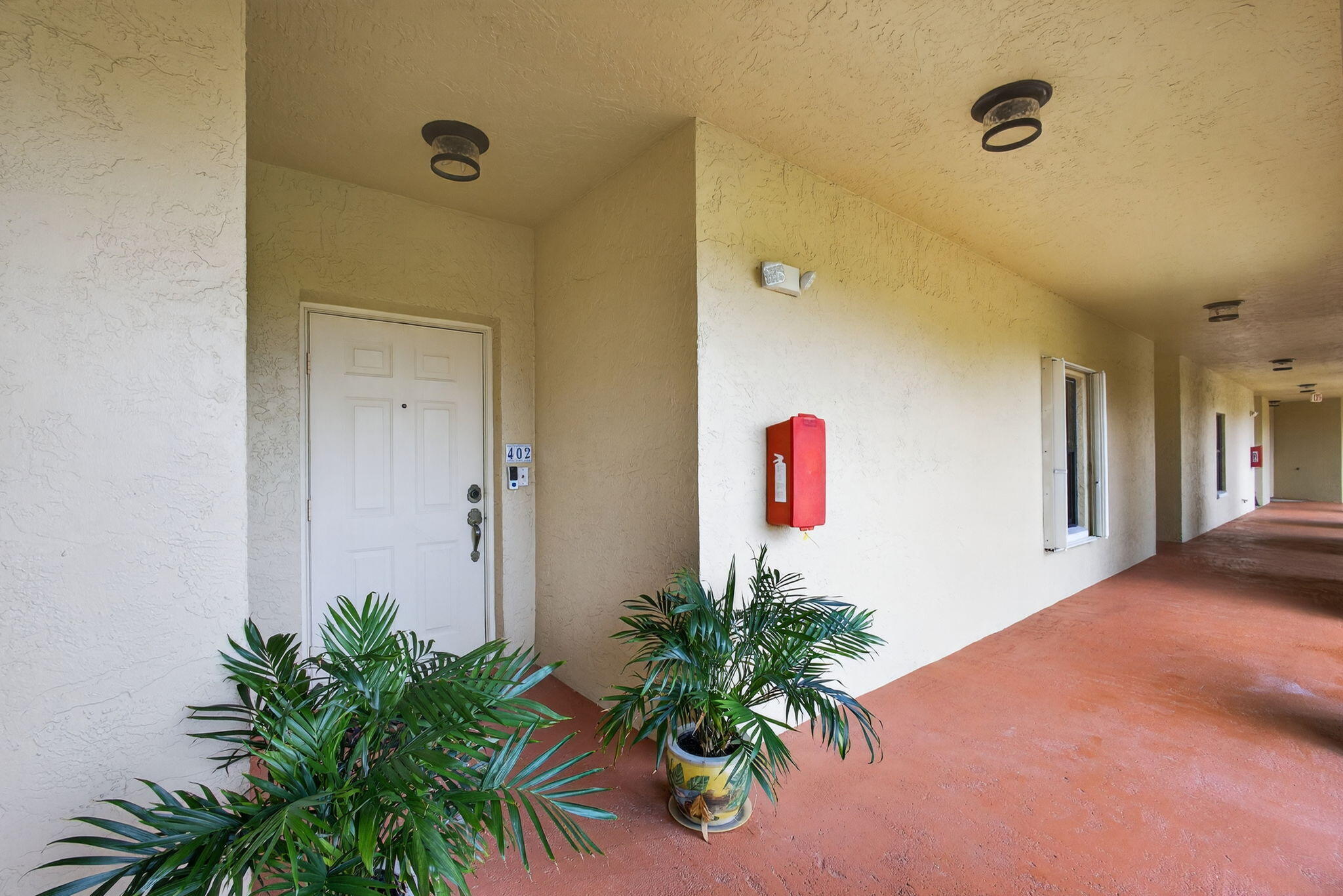200 Uno Lago Drive 402