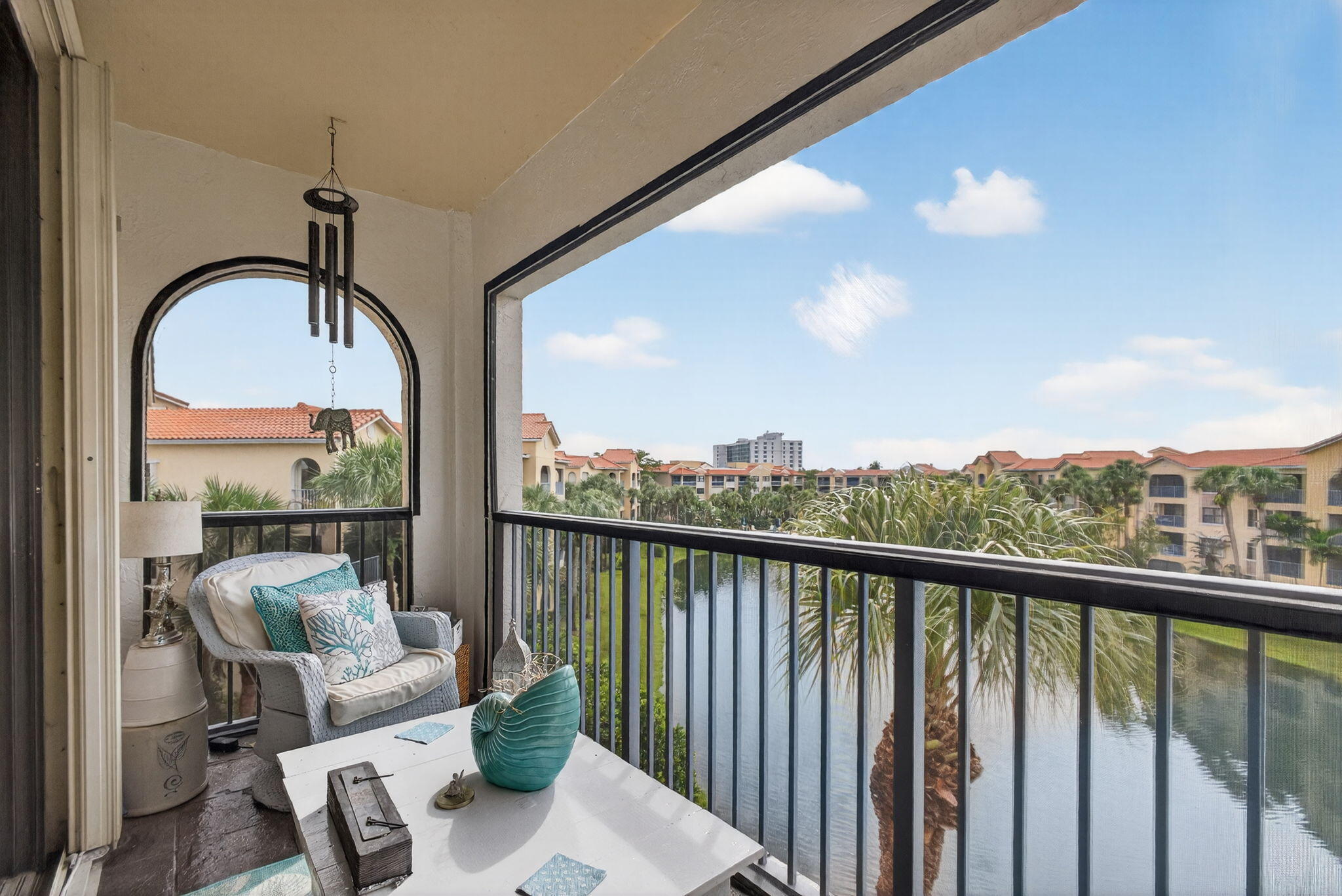 200 Uno Lago Drive 402