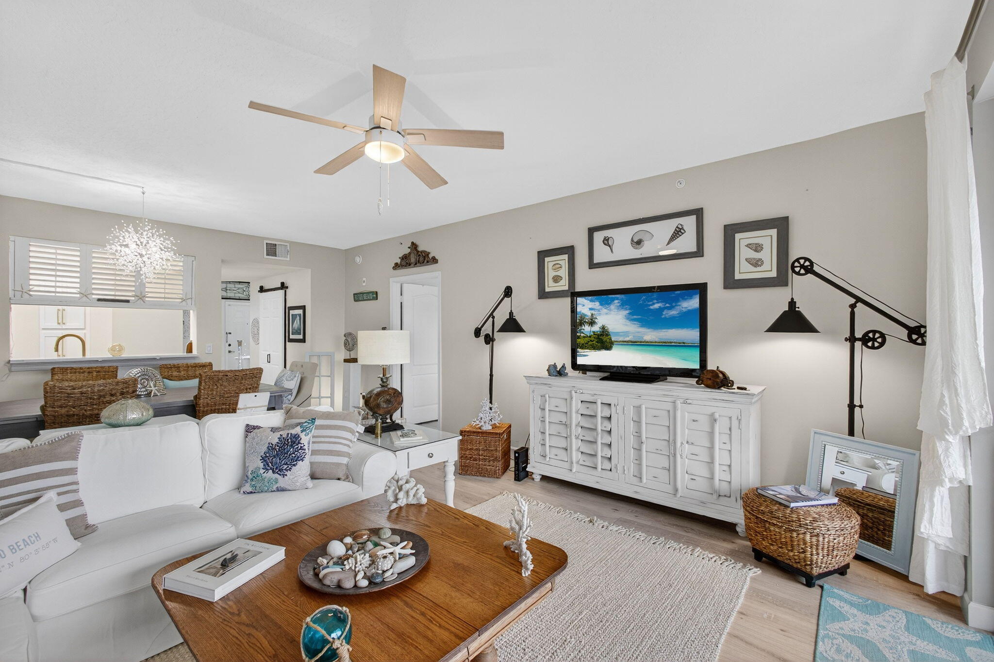 200 Uno Lago Drive 402