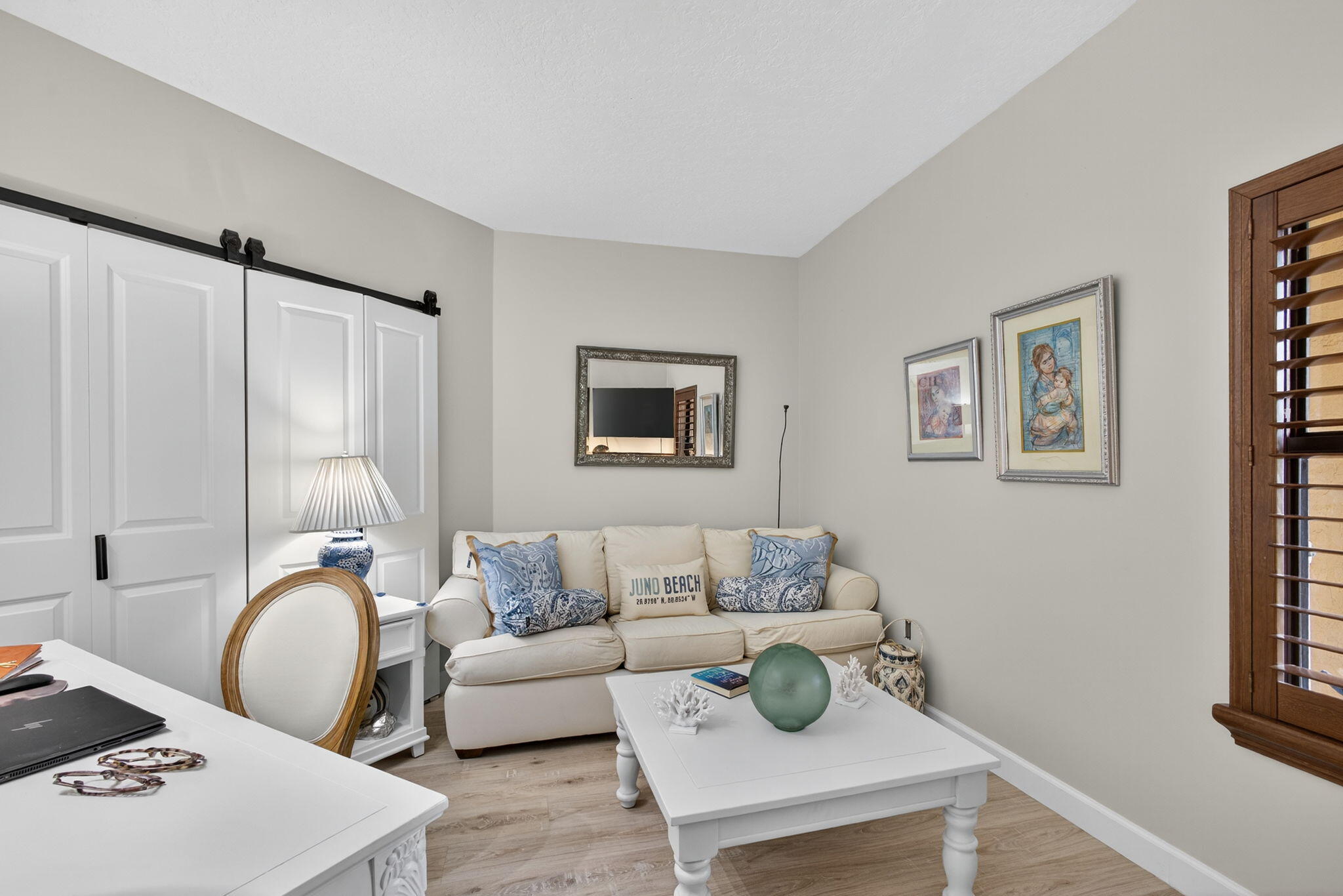 200 Uno Lago Drive 402