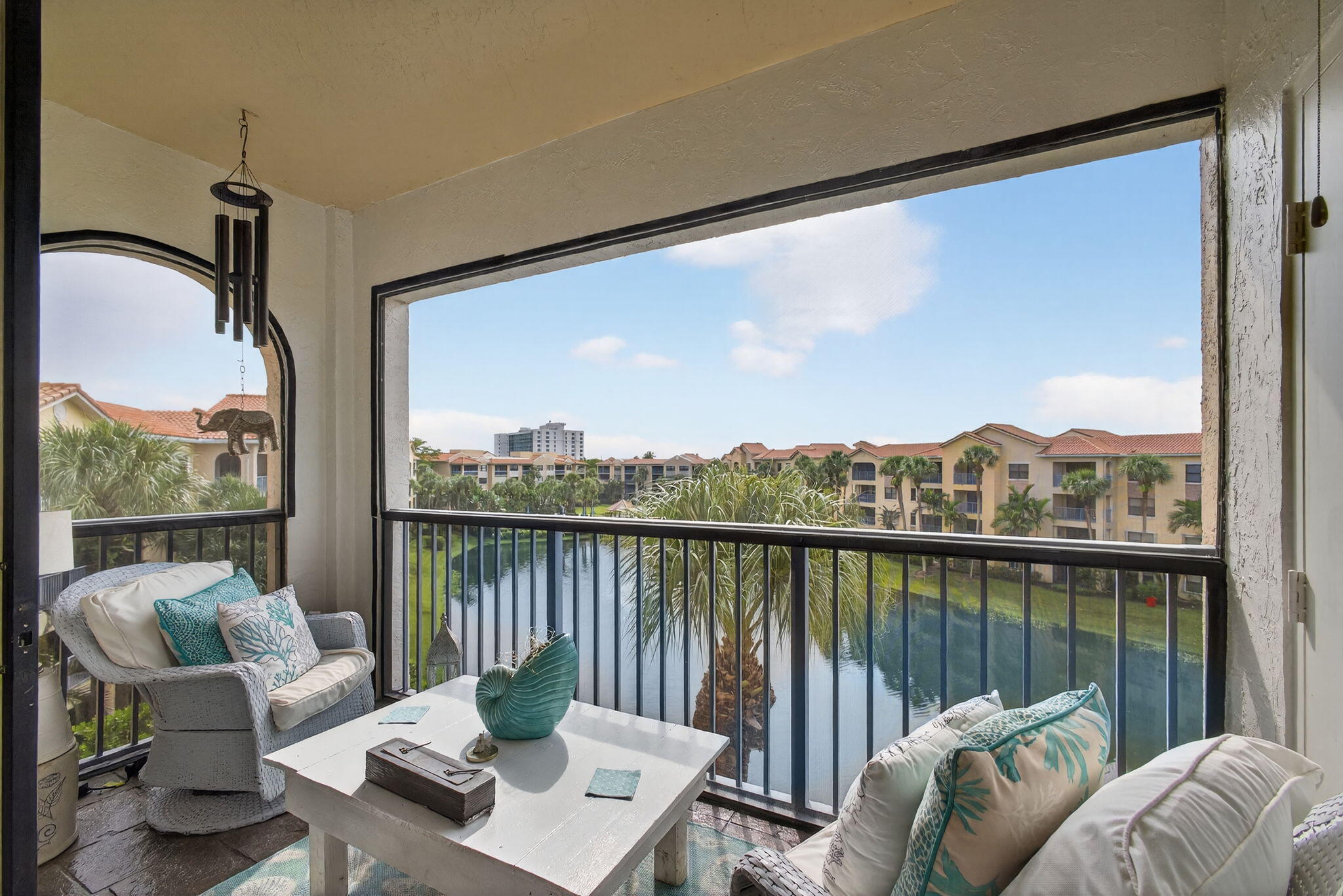 200 Uno Lago Drive 402