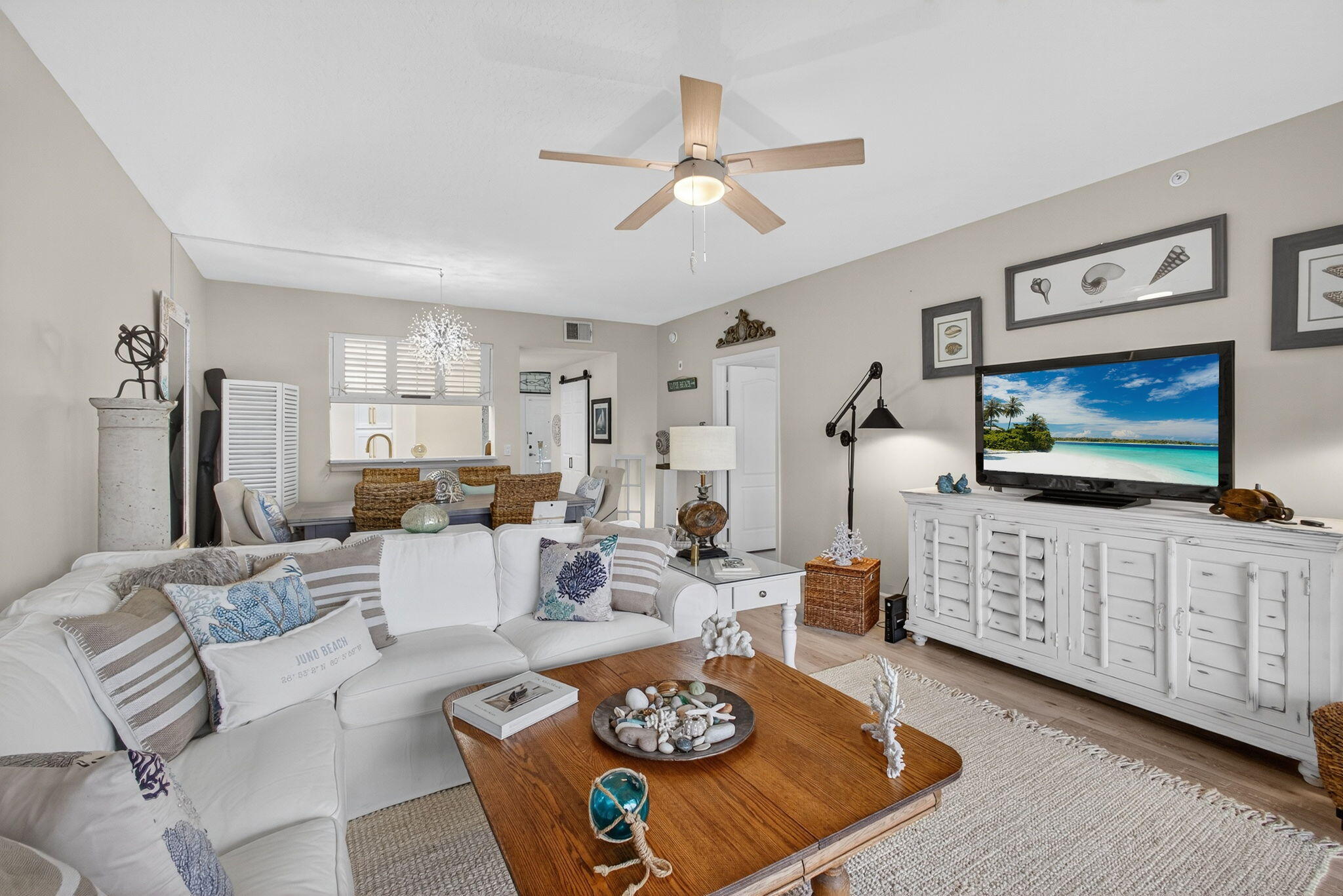 200 Uno Lago Drive 402