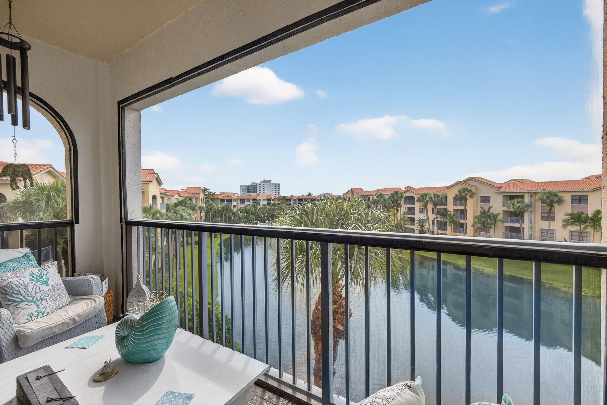 200 Uno Lago Drive 402