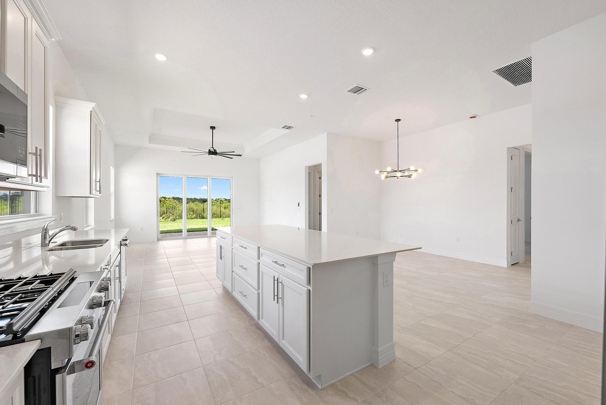 10724 Northbrook Circle