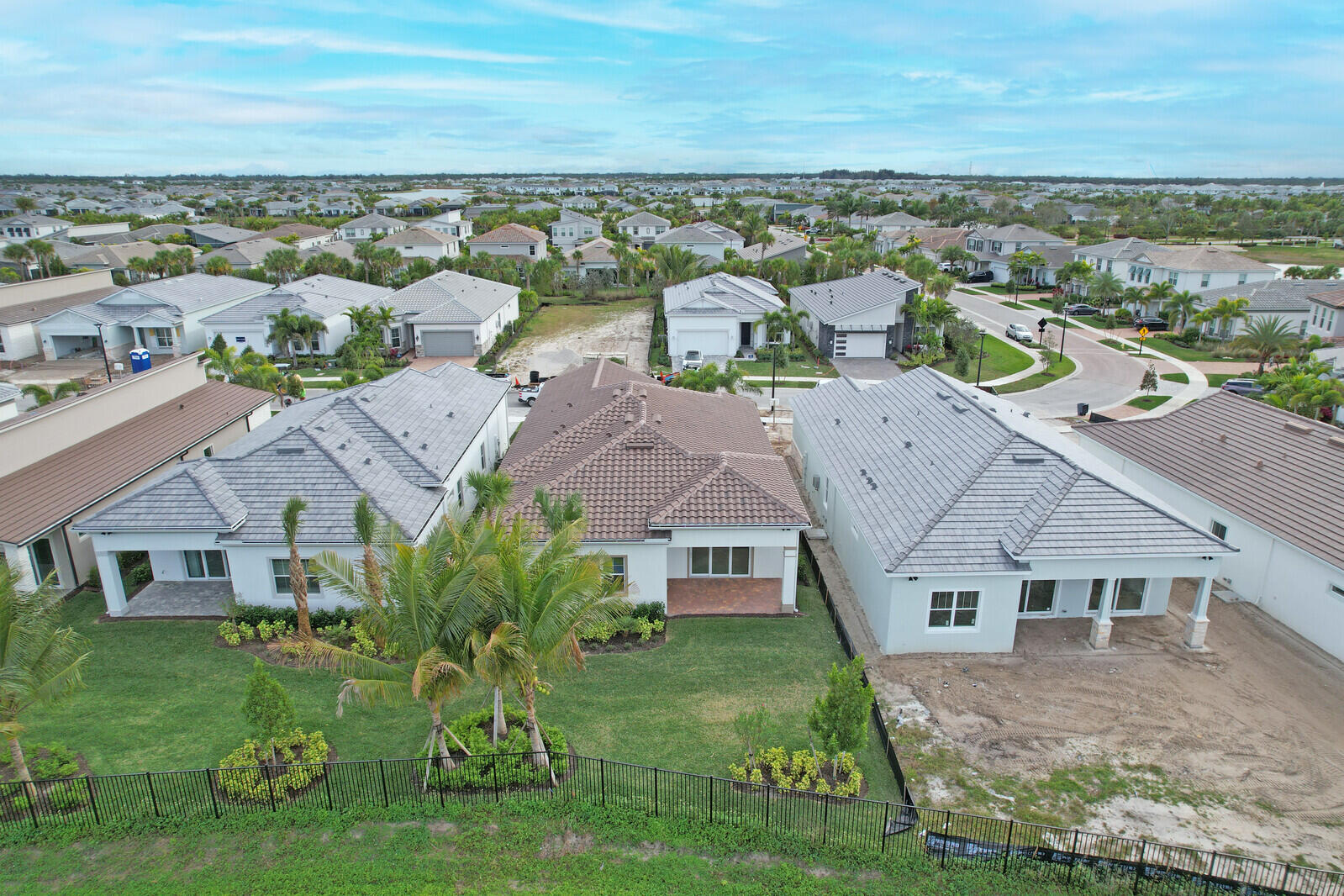 10724 Northbrook Circle