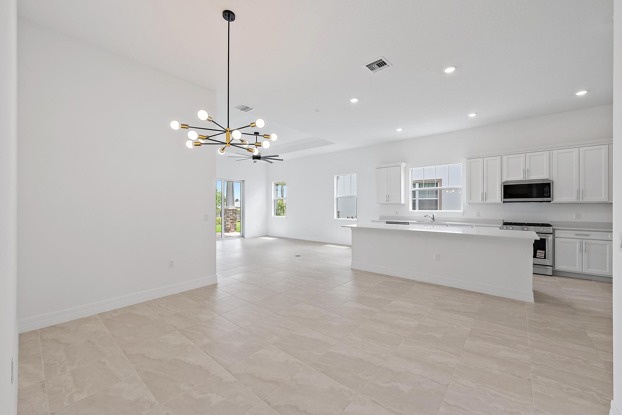 10494 Northbrook Circle