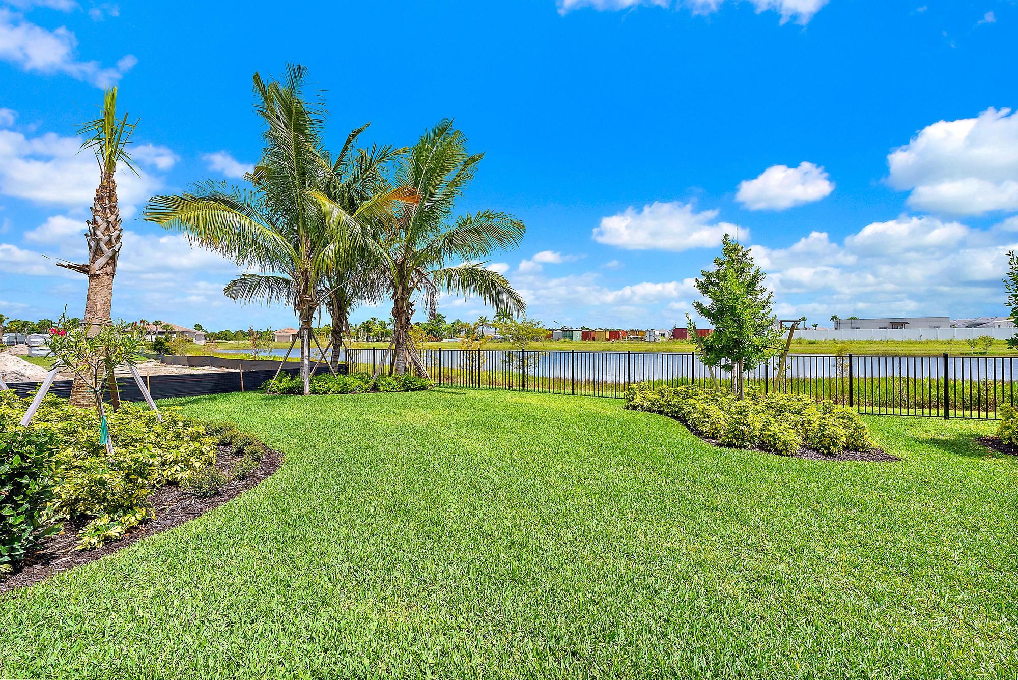 10494 Northbrook Circle