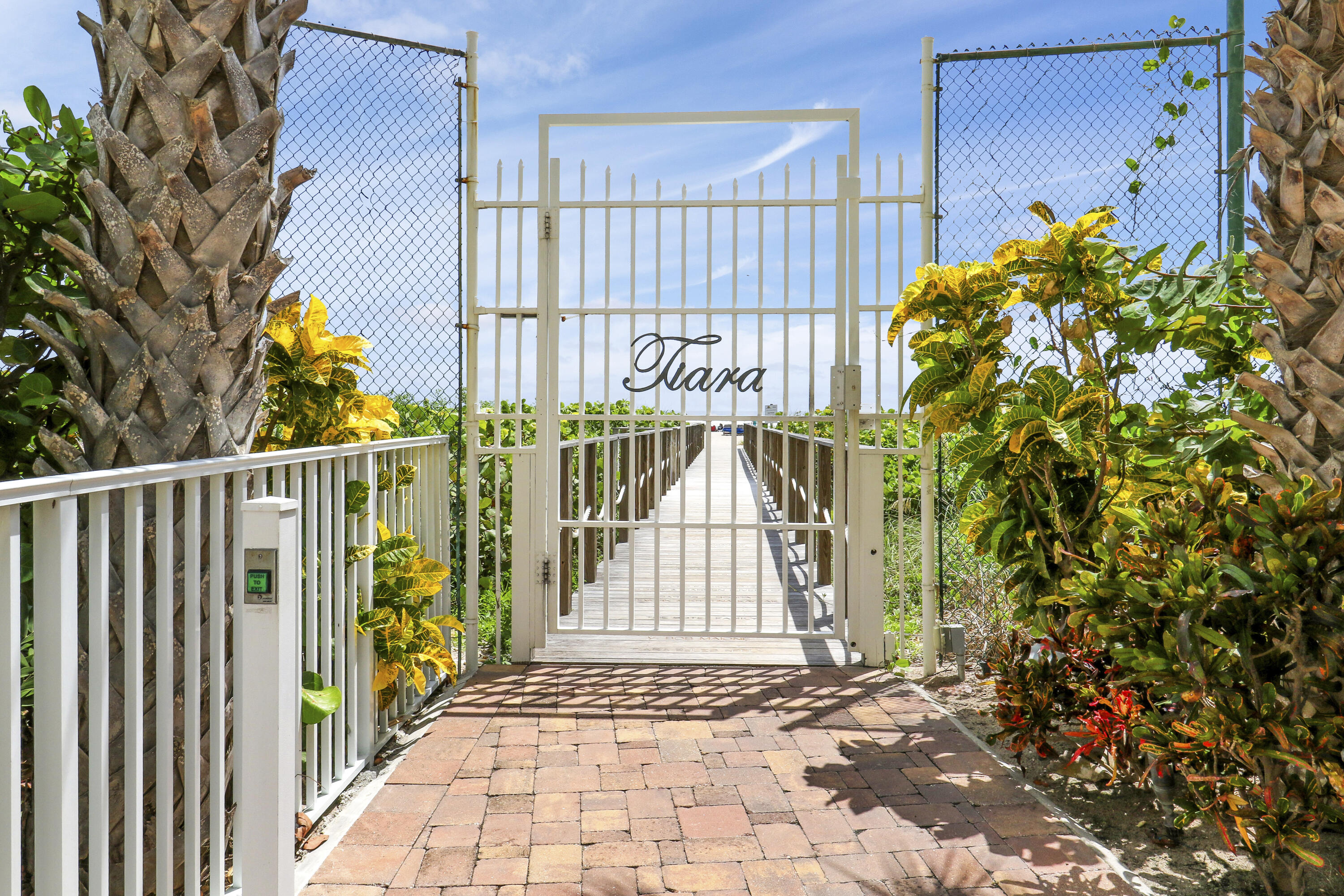 3000 N Ocean Drive 19h