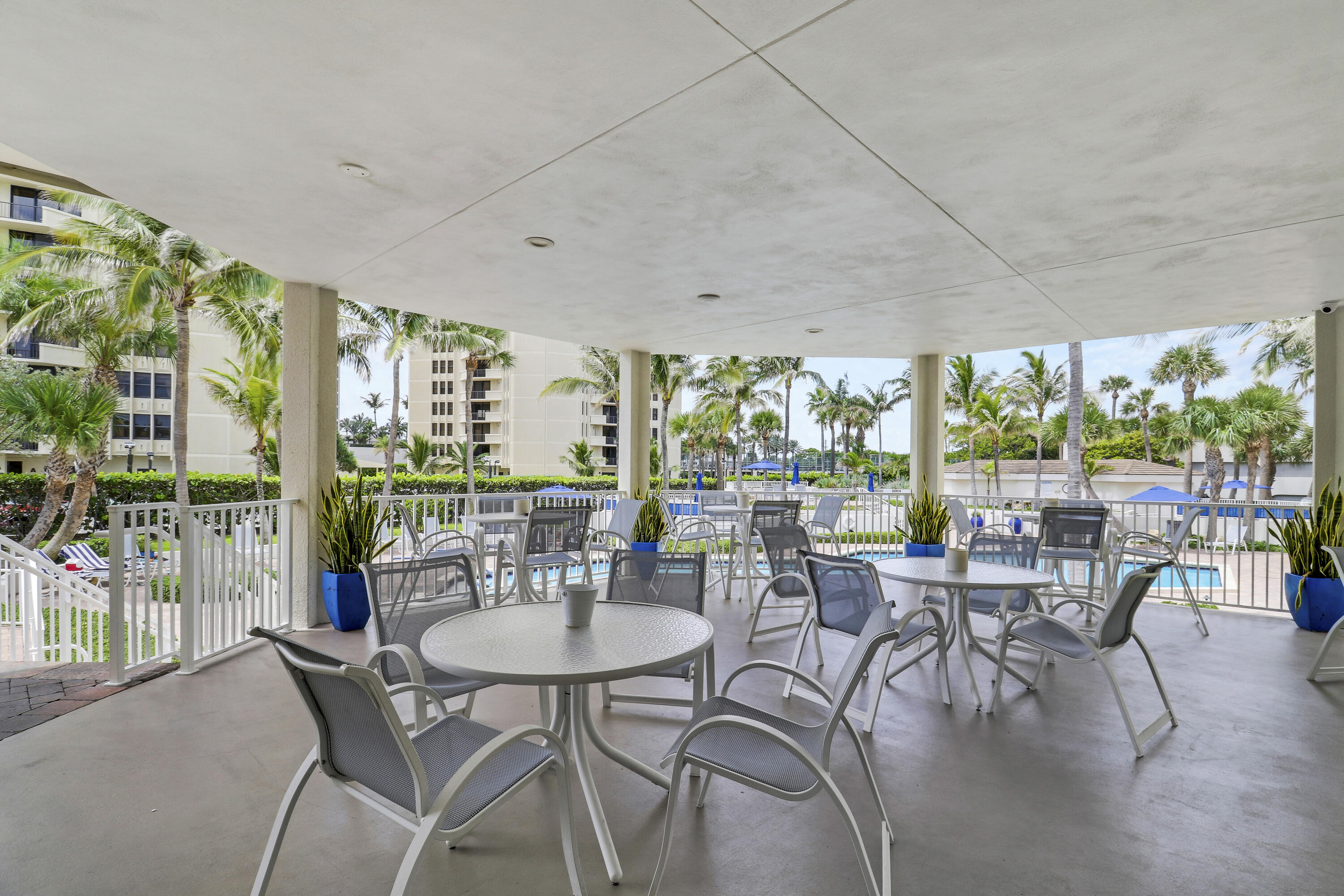 3000 N Ocean Drive 19h
