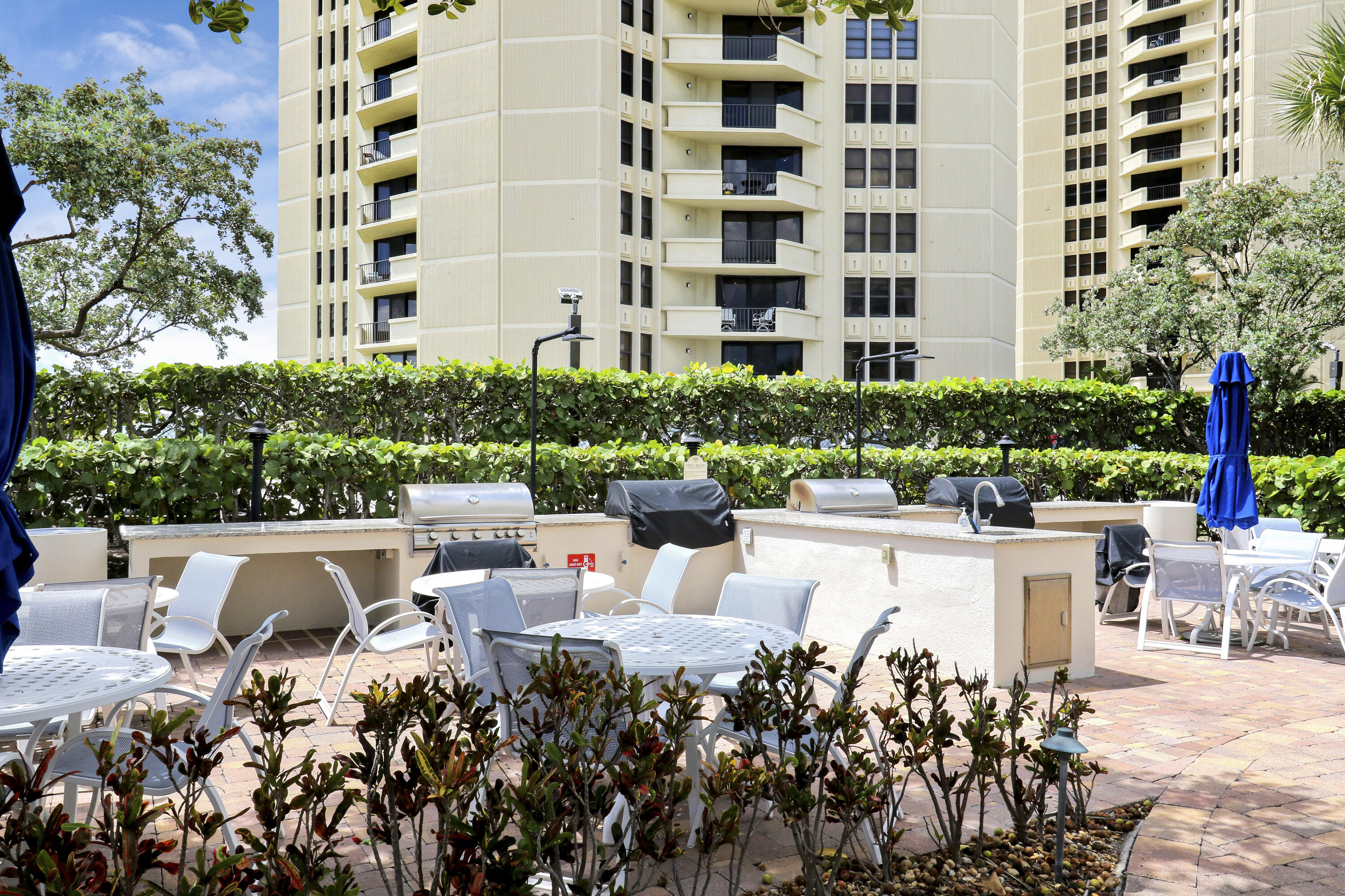 3000 N Ocean Drive 19h