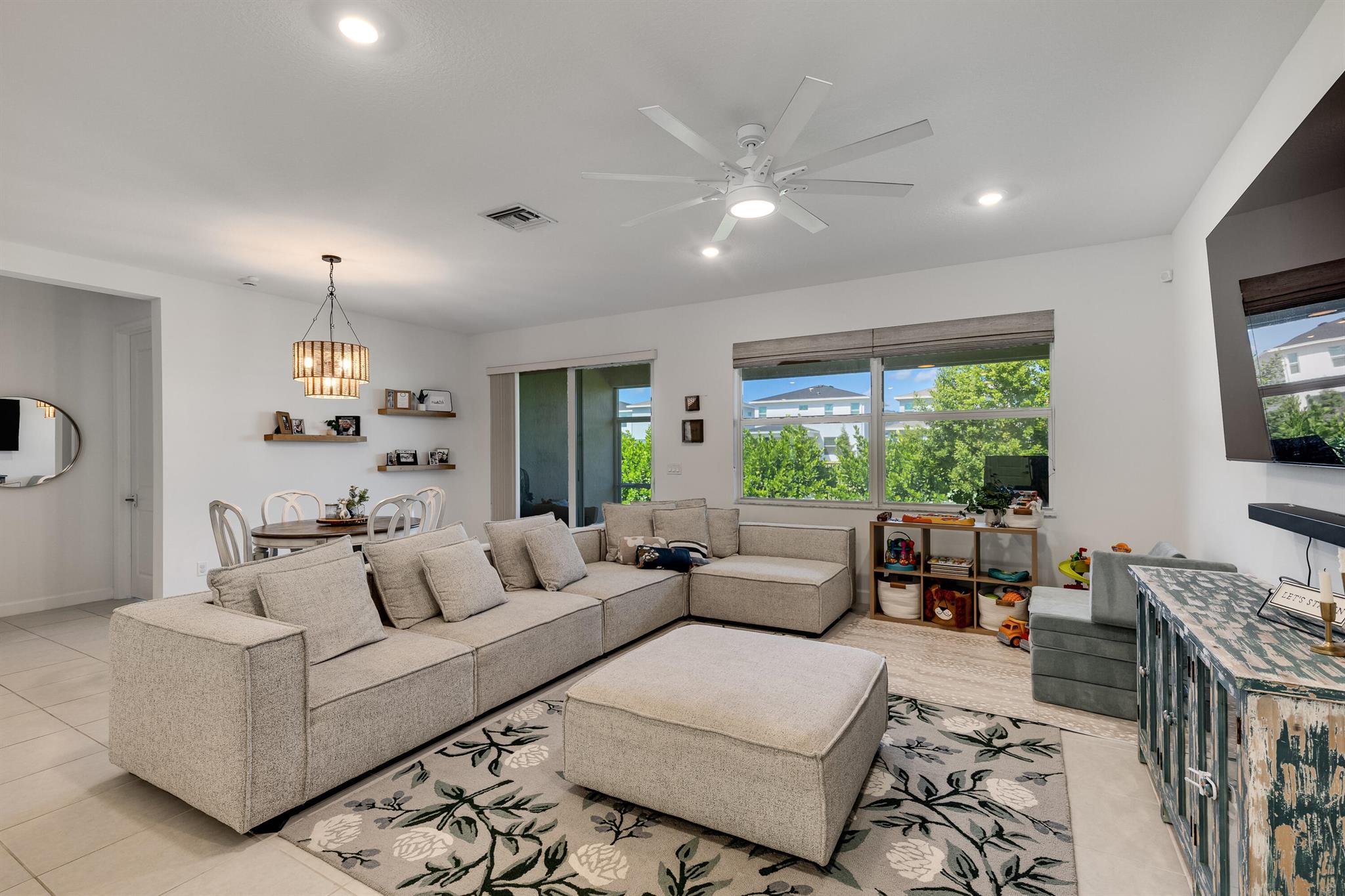 1633 Whistlegrass Lane