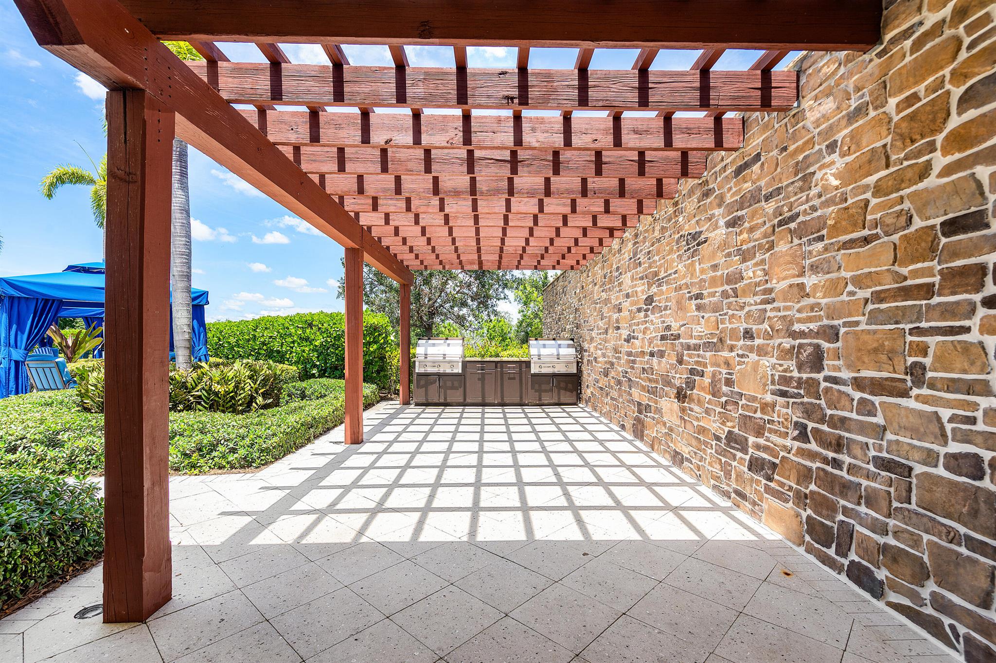 1633 Whistlegrass Lane