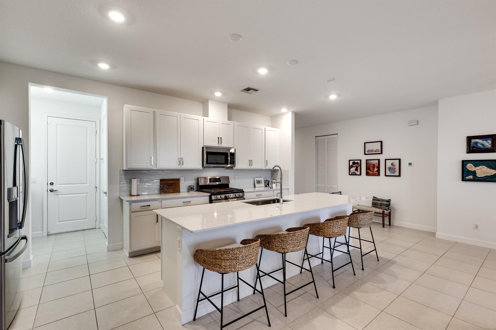 1633 Whistlegrass Lane