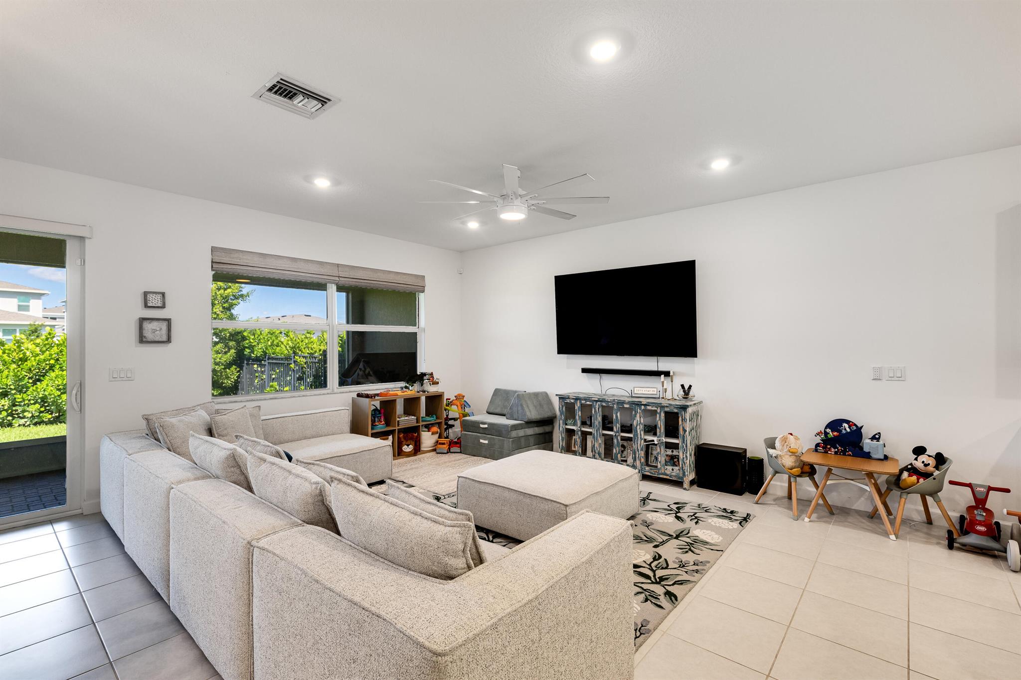 1633 Whistlegrass Lane