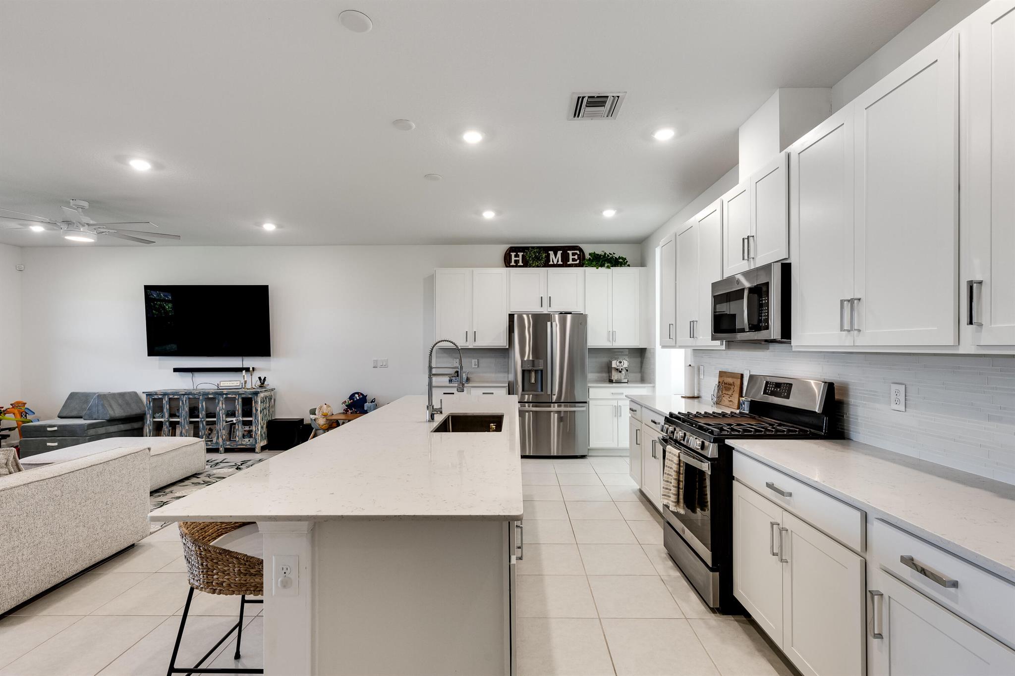 1633 Whistlegrass Lane