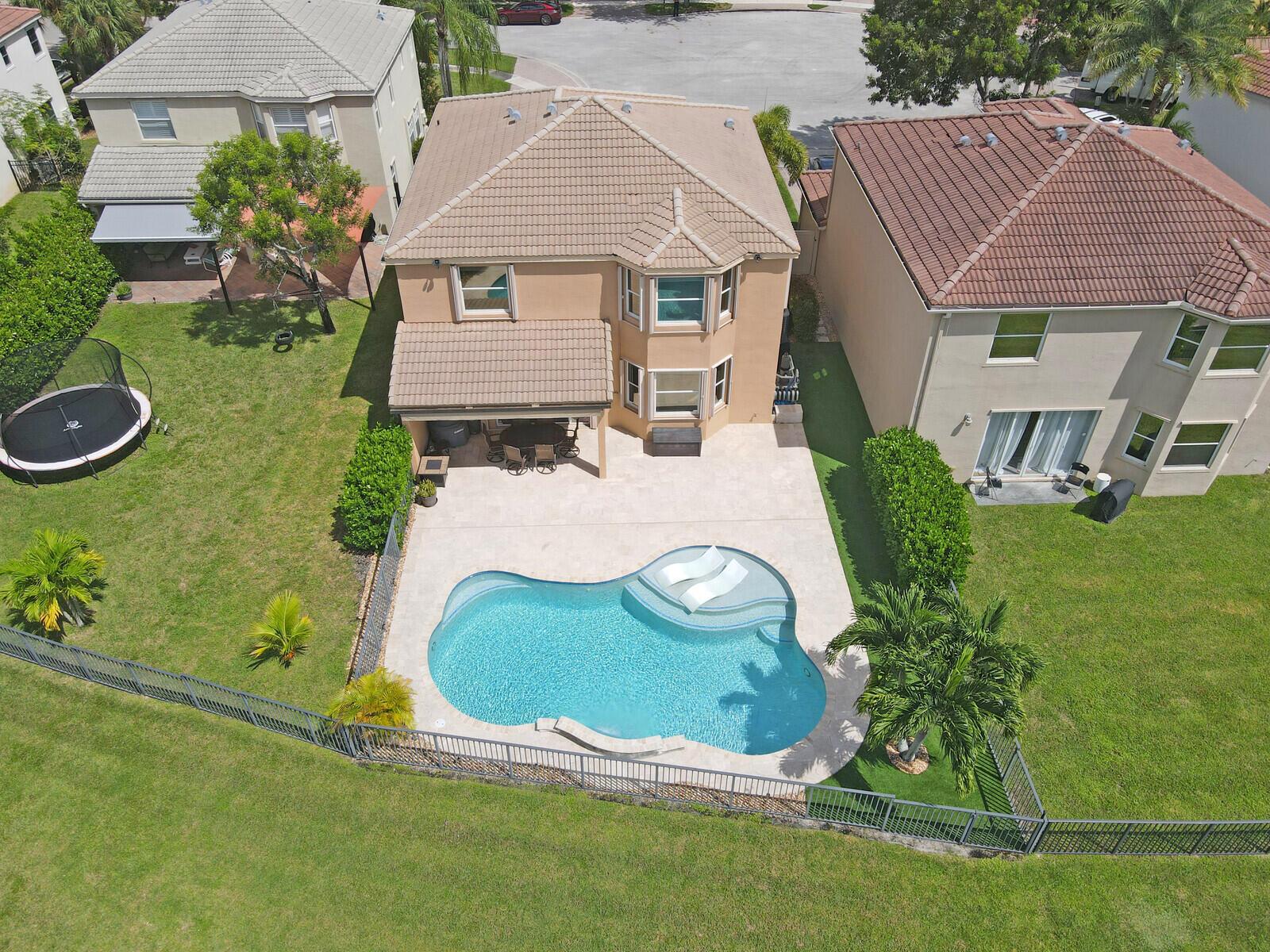 2655 Sawyer Terrace