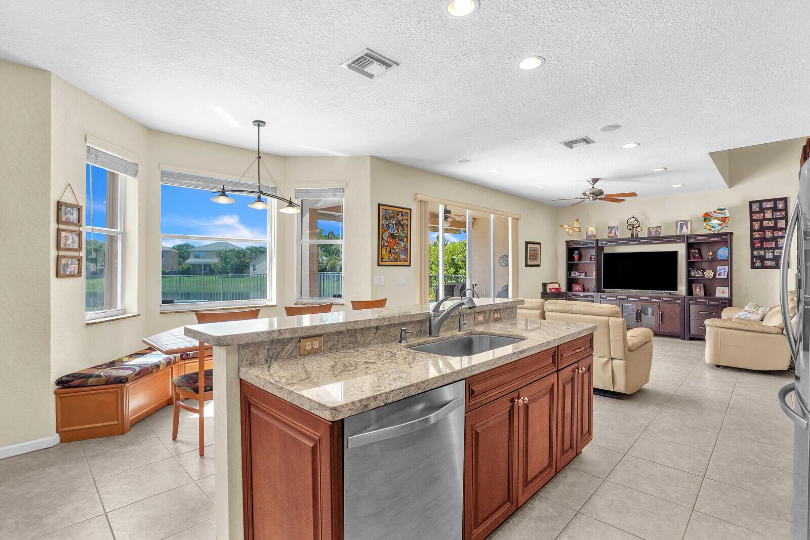 2655 Sawyer Terrace