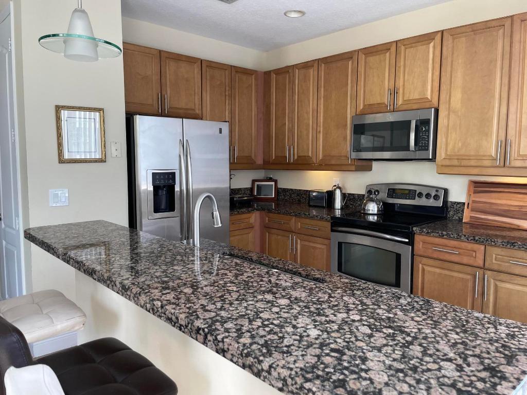 552 NW 39th Circle NW