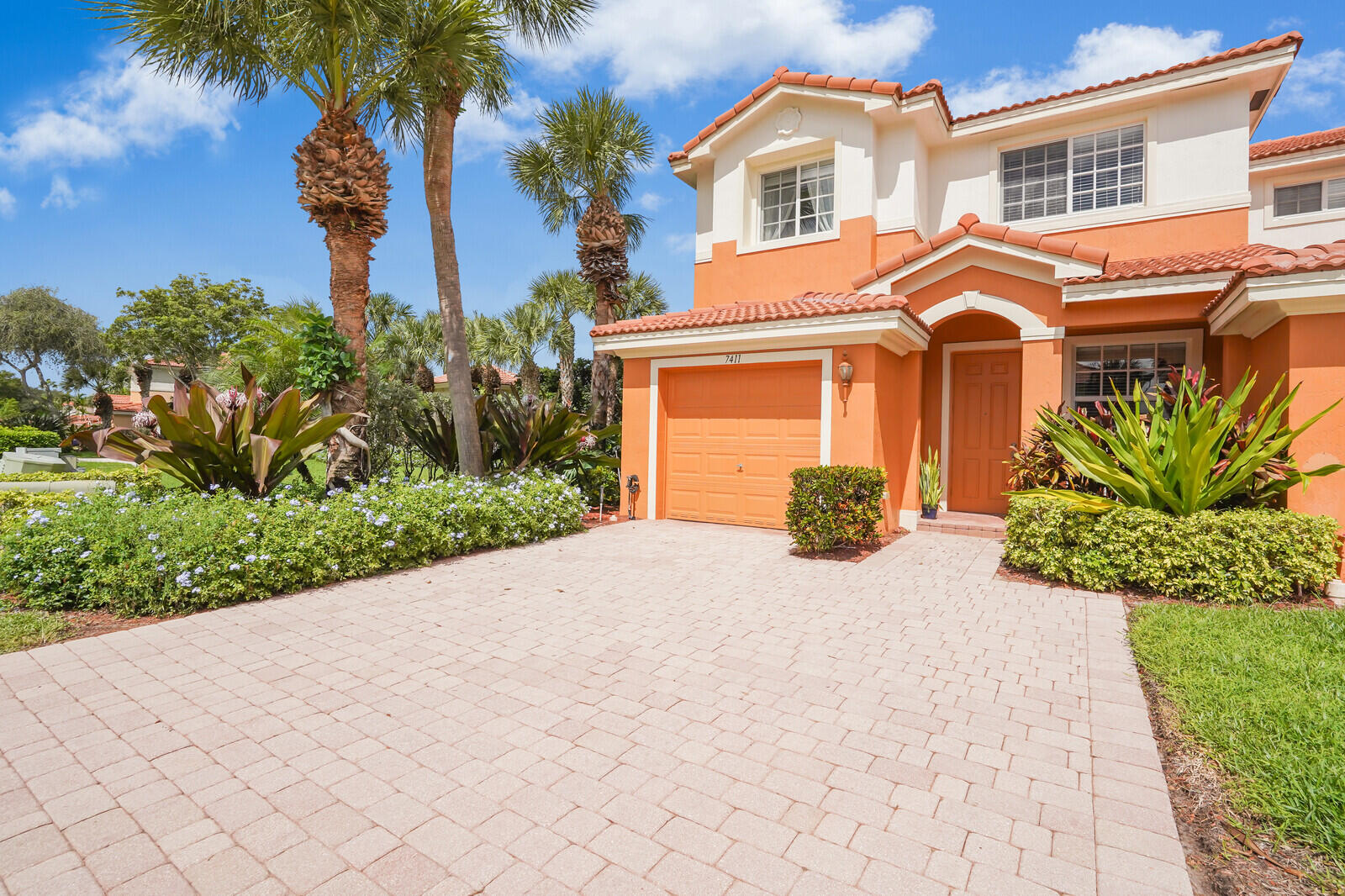 7411 Sarentino Lane 216