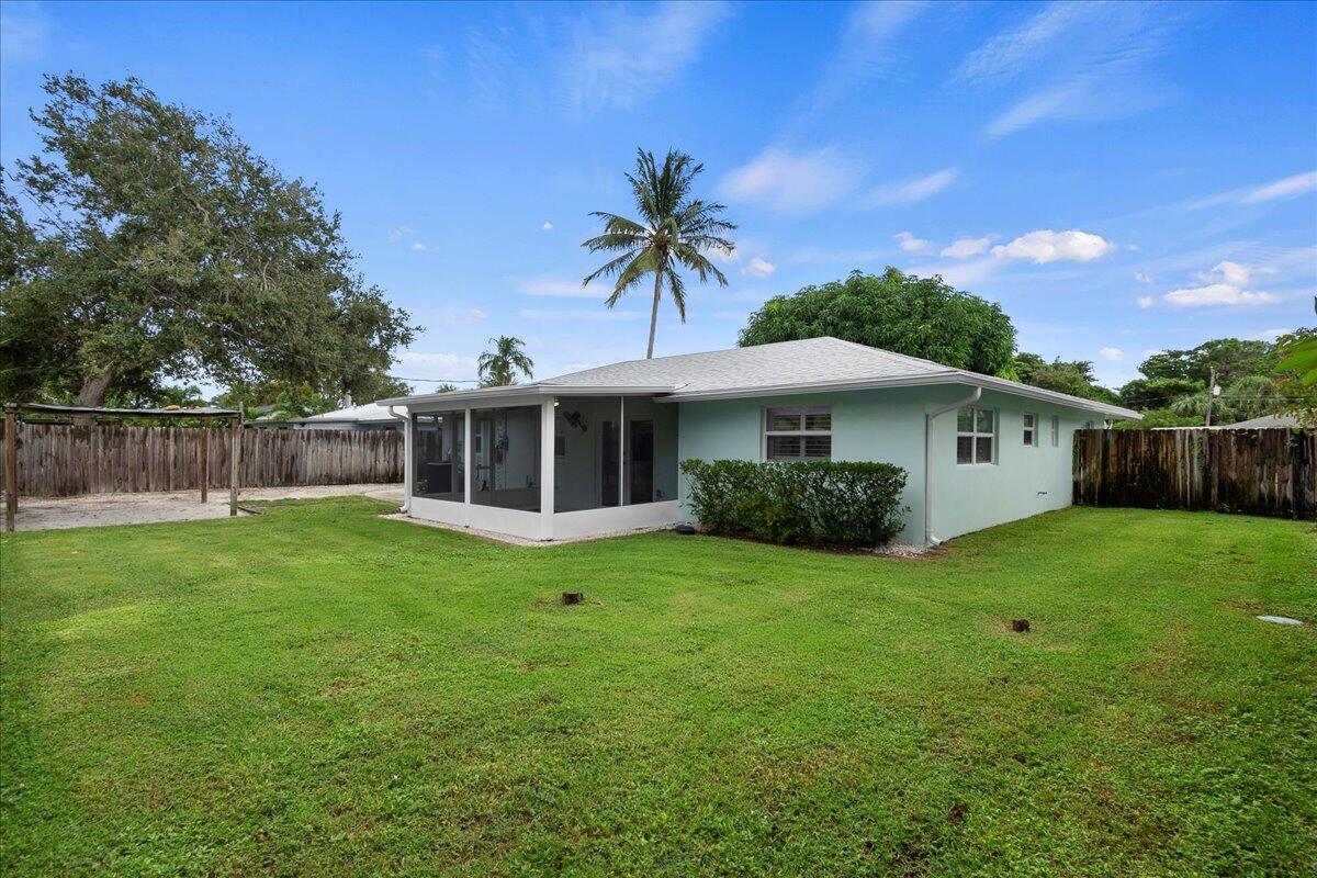 1520 Treemont Avenue