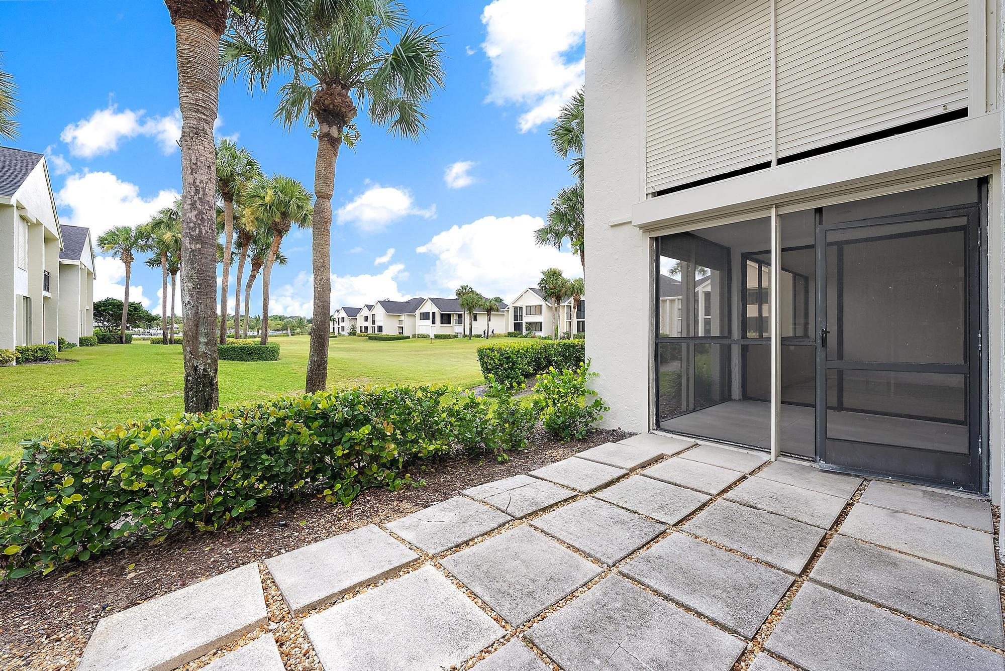 10459 SE Terrapin Place 101d