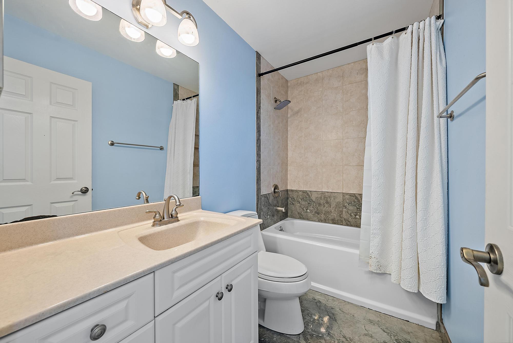 6222 Riverwalk Lane 1